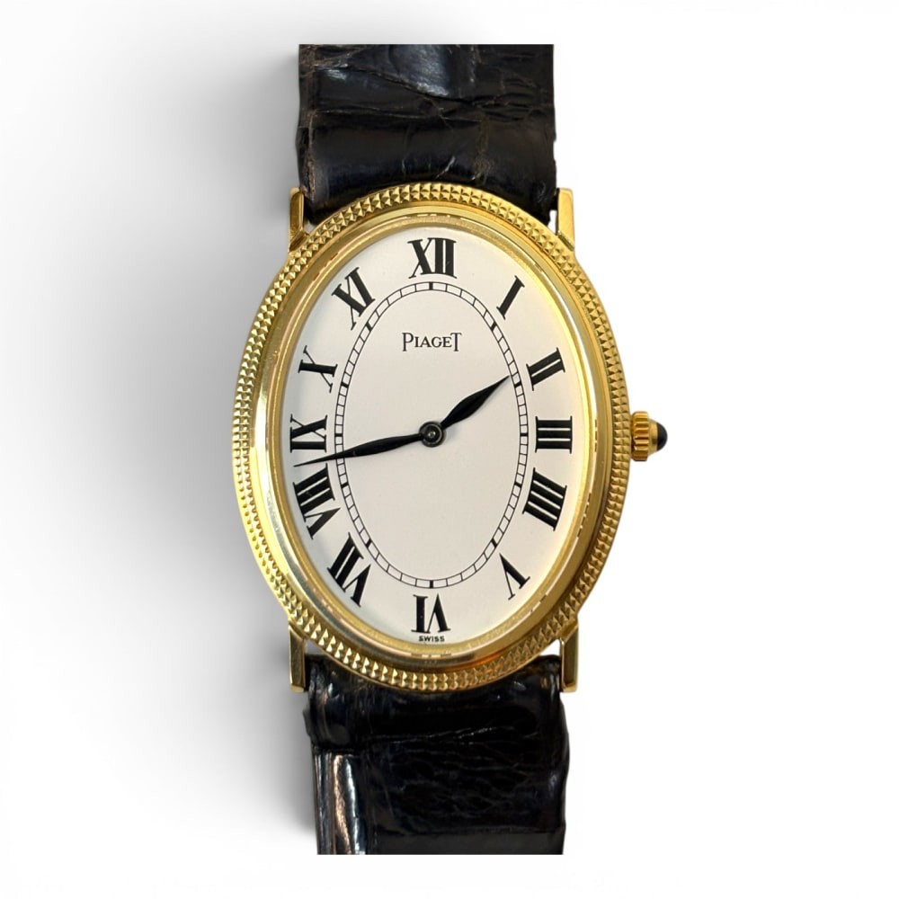 Piaget Classic Ladies 25 x 32 mm 18K Yellow Gold Oval Leather Watch 9864