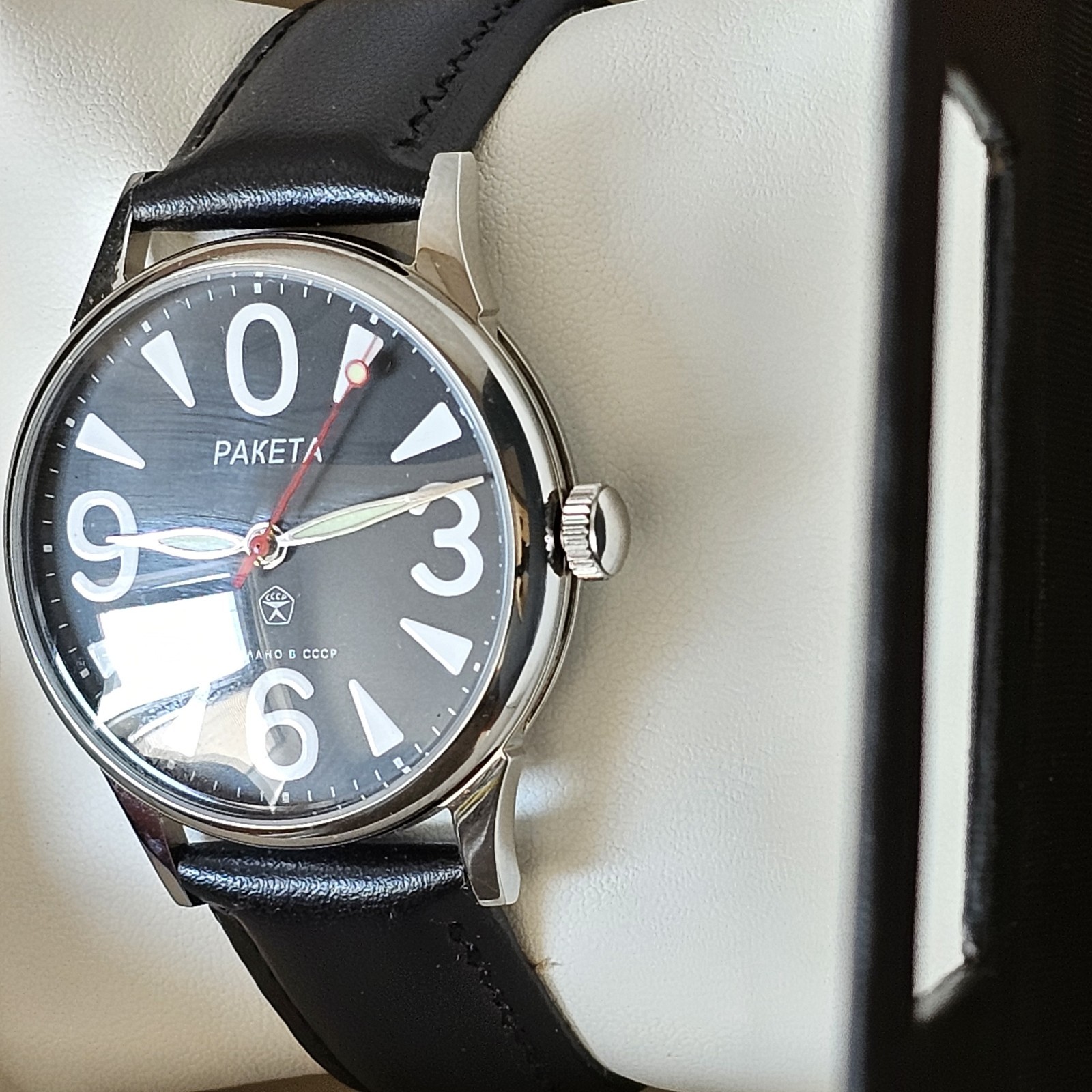 RAKETA Big ZERO Vintage Soviet USSR mechanical wrist watch