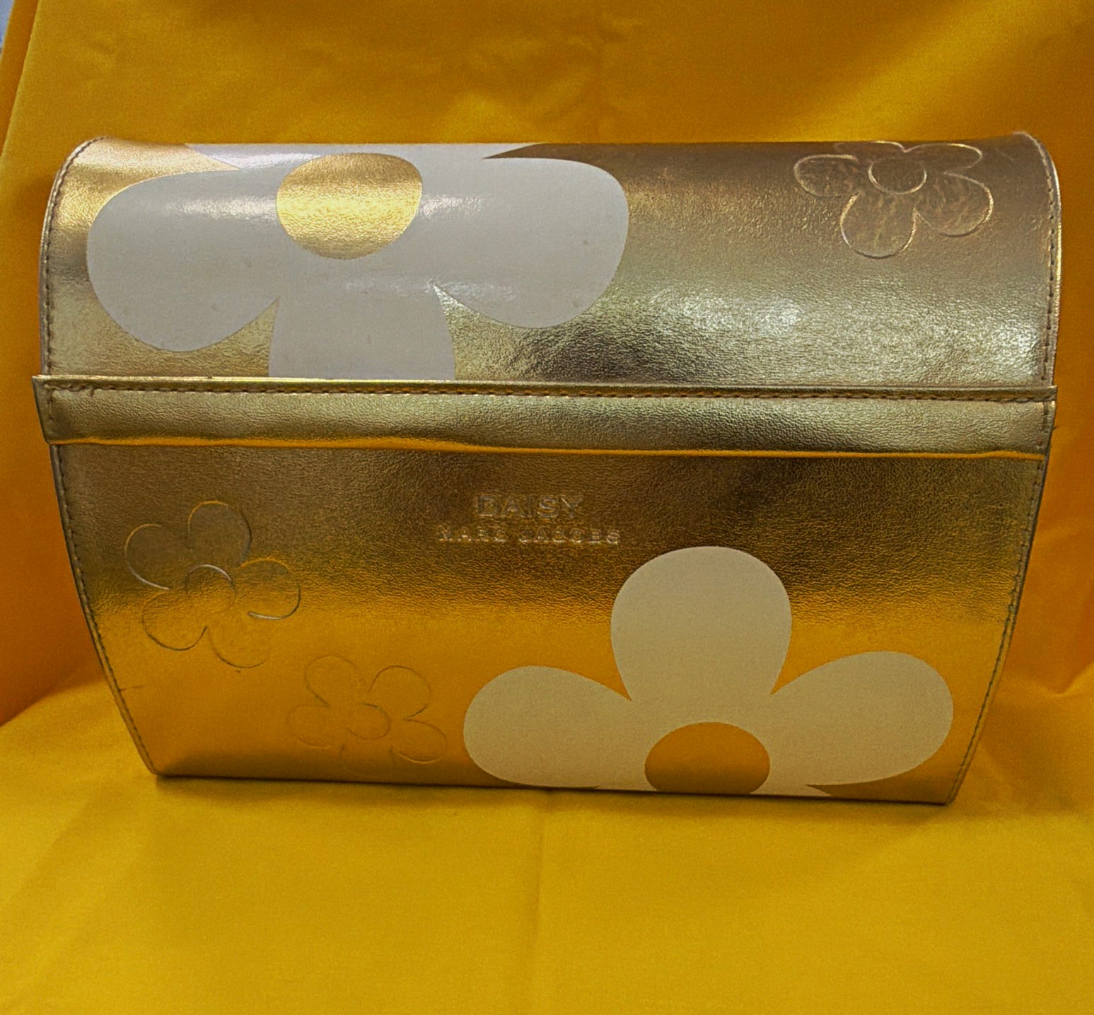 Marc Jacobs Daisy Gold & White Floral Lined Faux Leather Jewelry Box