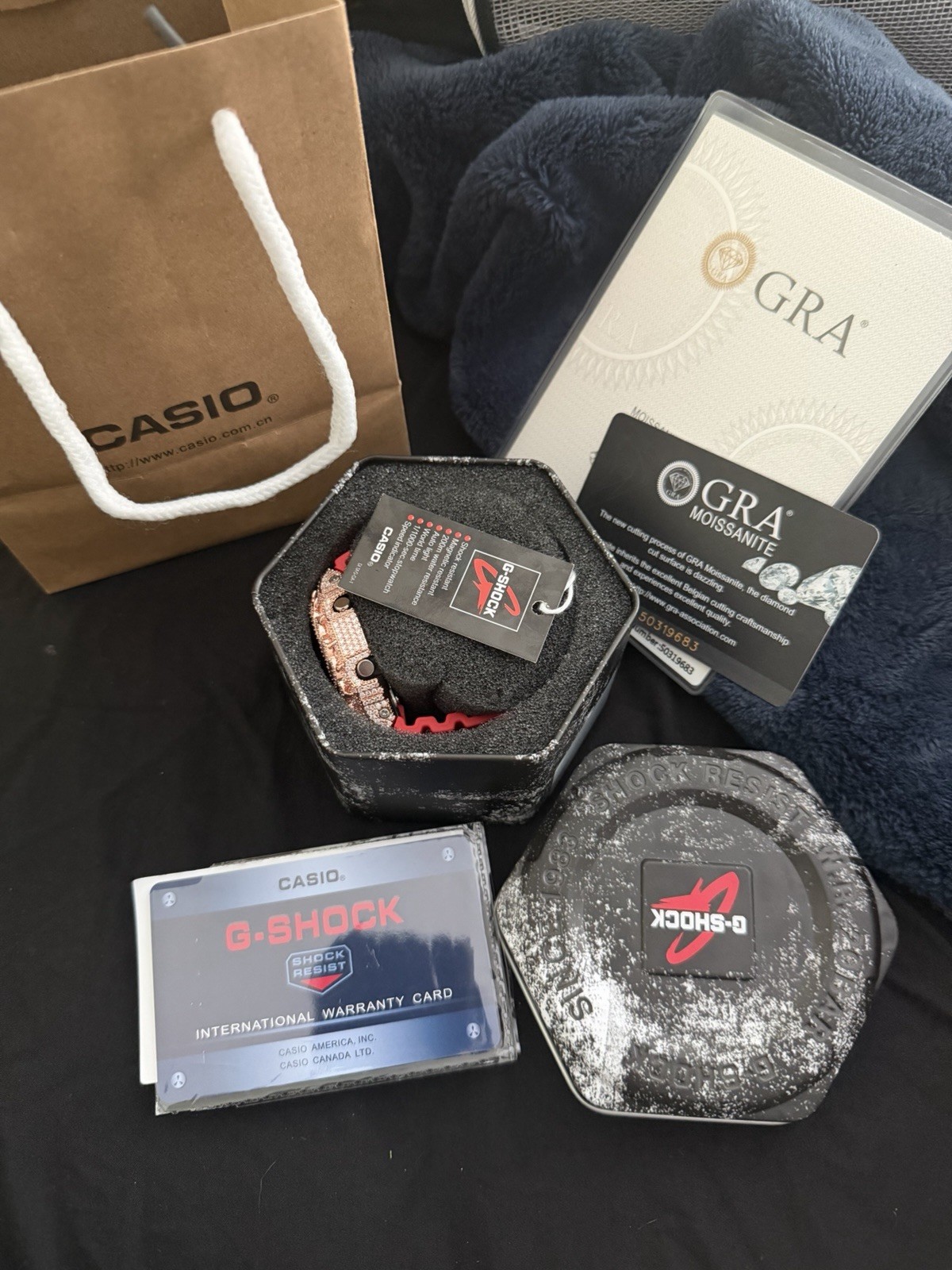 Casio G-SHOCK Red Analog-Digital Quartz Shock-Resist 200m Gold 45mm w/ Box