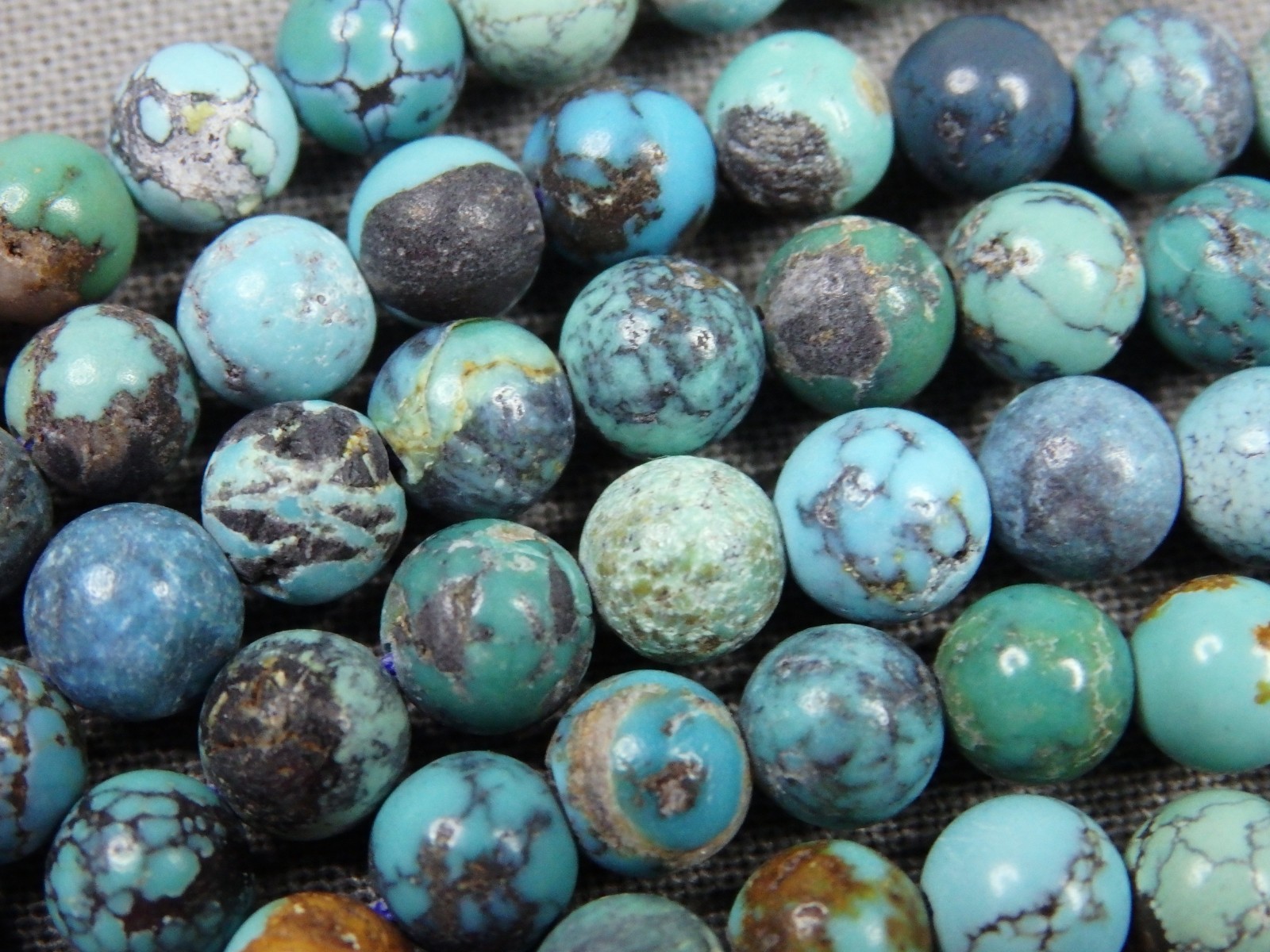 Natural CLOUD MOUNTAIN TURQUOISE 5.5mm Round Beads 15.5″Strand 75+ctOldStash