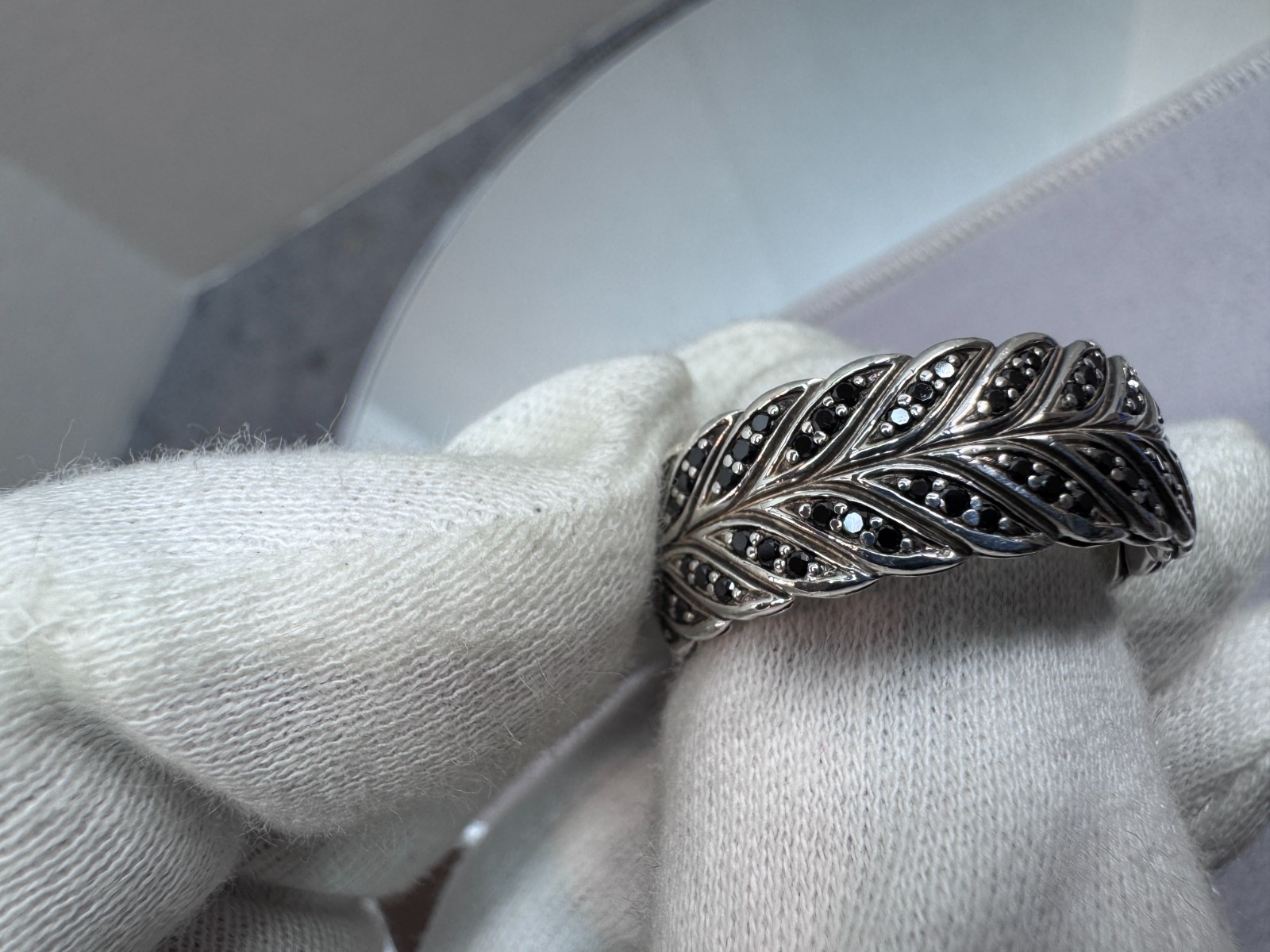 David Yurman Sterling Silver Men’s Diamond Chevron Pave Band Ring 9mm – Size 11