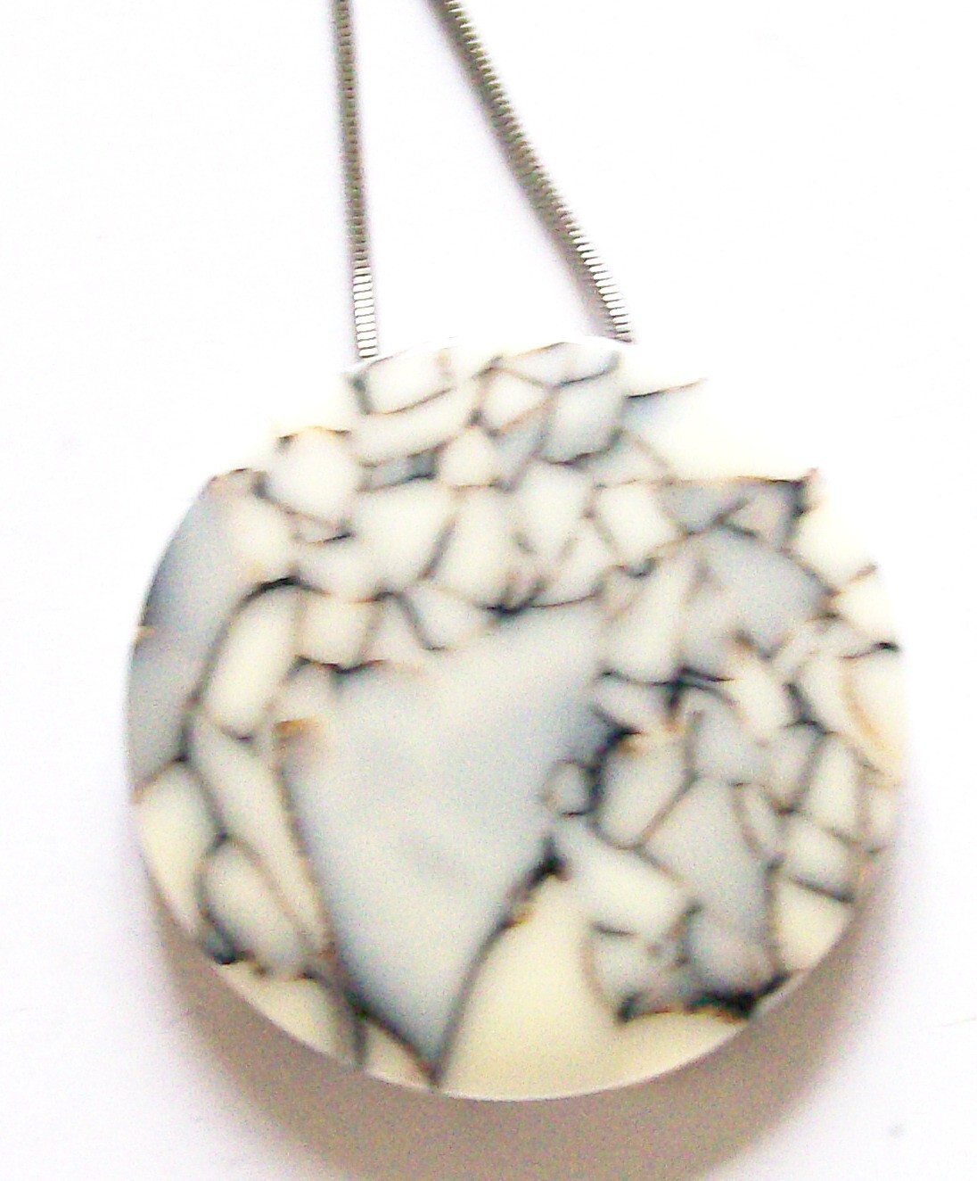 Jaeger Resin Marble Disc Necklace silver-tone with large pendant New Tags BNWT