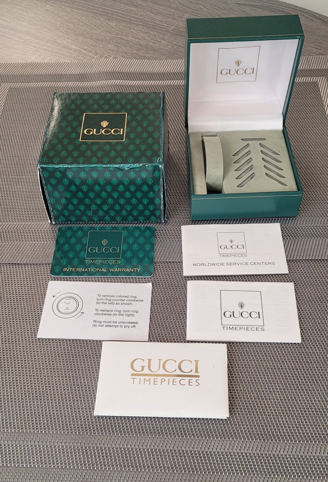 Gucci Authentic Empty Box For 1100–11/12–11/12.2💃Ladies Watch,Excellent.