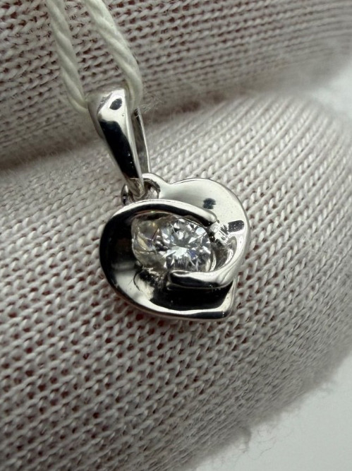 Charming Tender 14K 585 White Gold Heart Pendant 0.06ct Diamond Vintage – 0.55g
