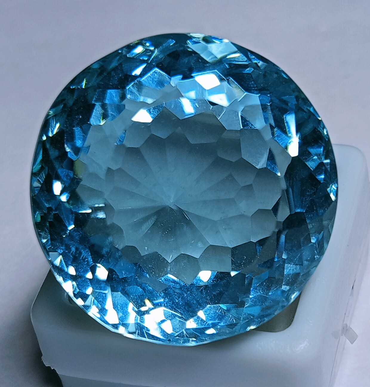 Aquamarine Round Cut Ocean Blue EGL Certified 90-92 Ct Natural Loose Gemstone