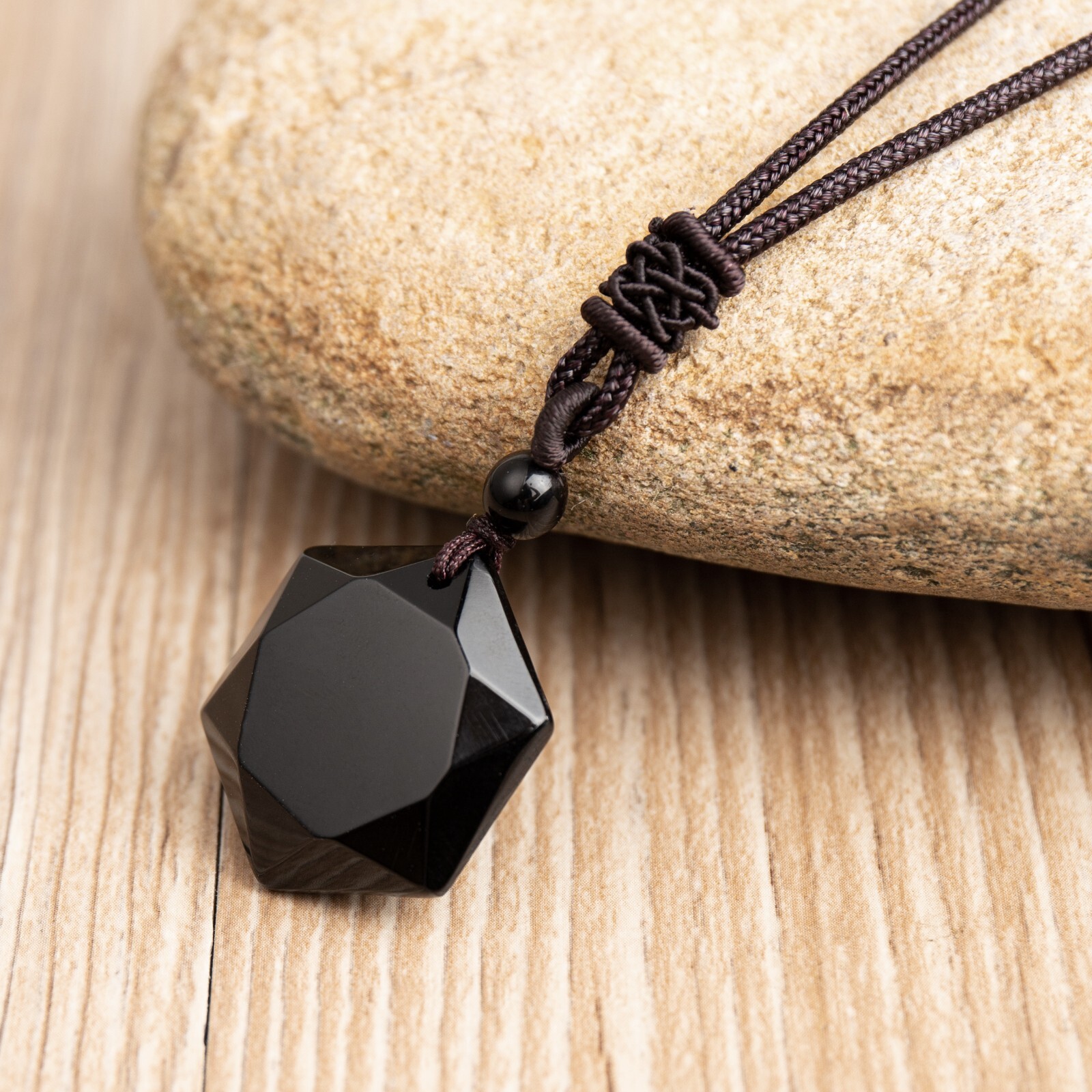 Black Obsidian Hexagonal Amulet Healing Protection Reiki Point Pendant Necklace