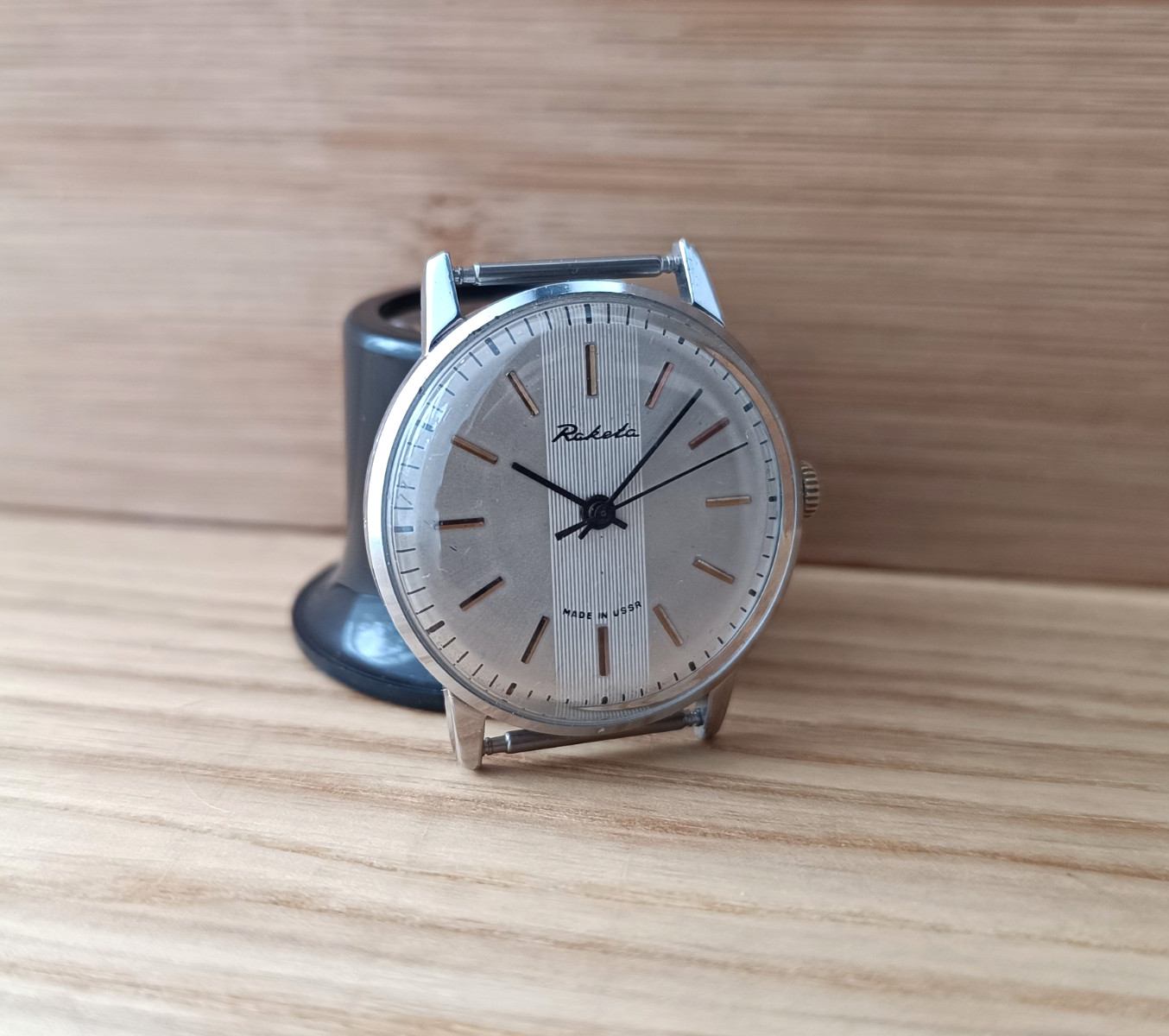 VINTAGE Wristwatch RAKETA 2609 Mechanical Watch SOVIET/USSR Serviced! 1970s