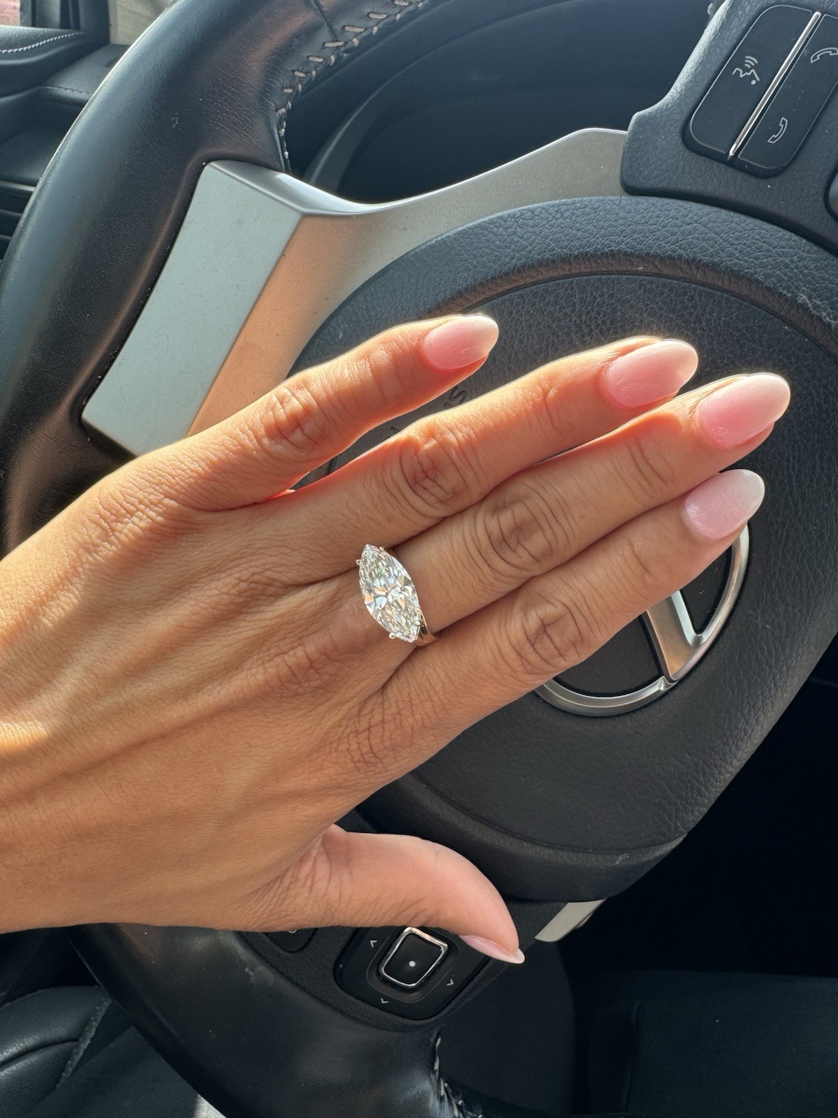 6.05 CARAT MARQUISE IGI CERTIFIED LAB DIAMOND IN 14k GOLD RING VS1 E LAB CREATED