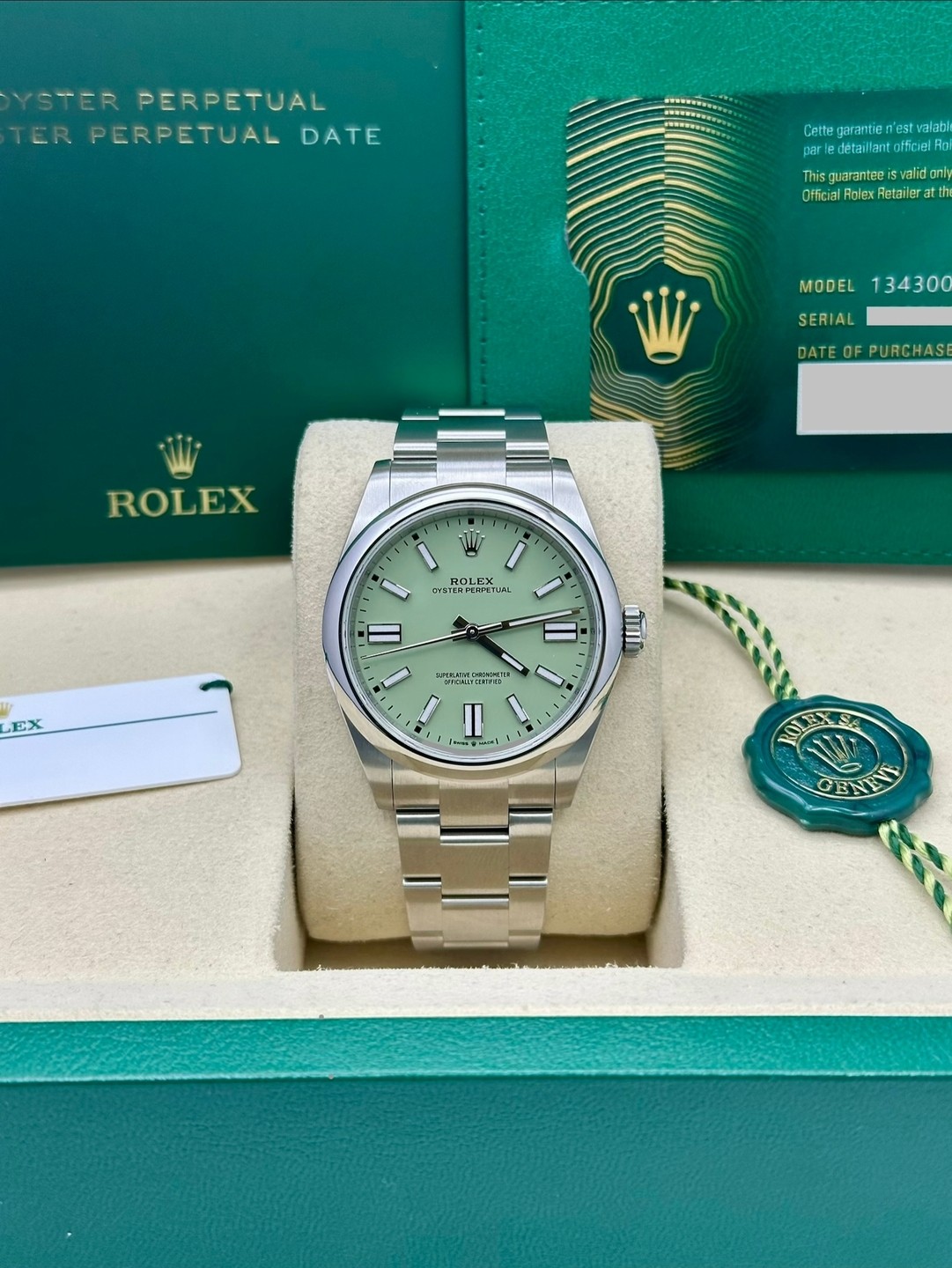 Rolex 134300 2025 Pistachio Dial Box & Papers
