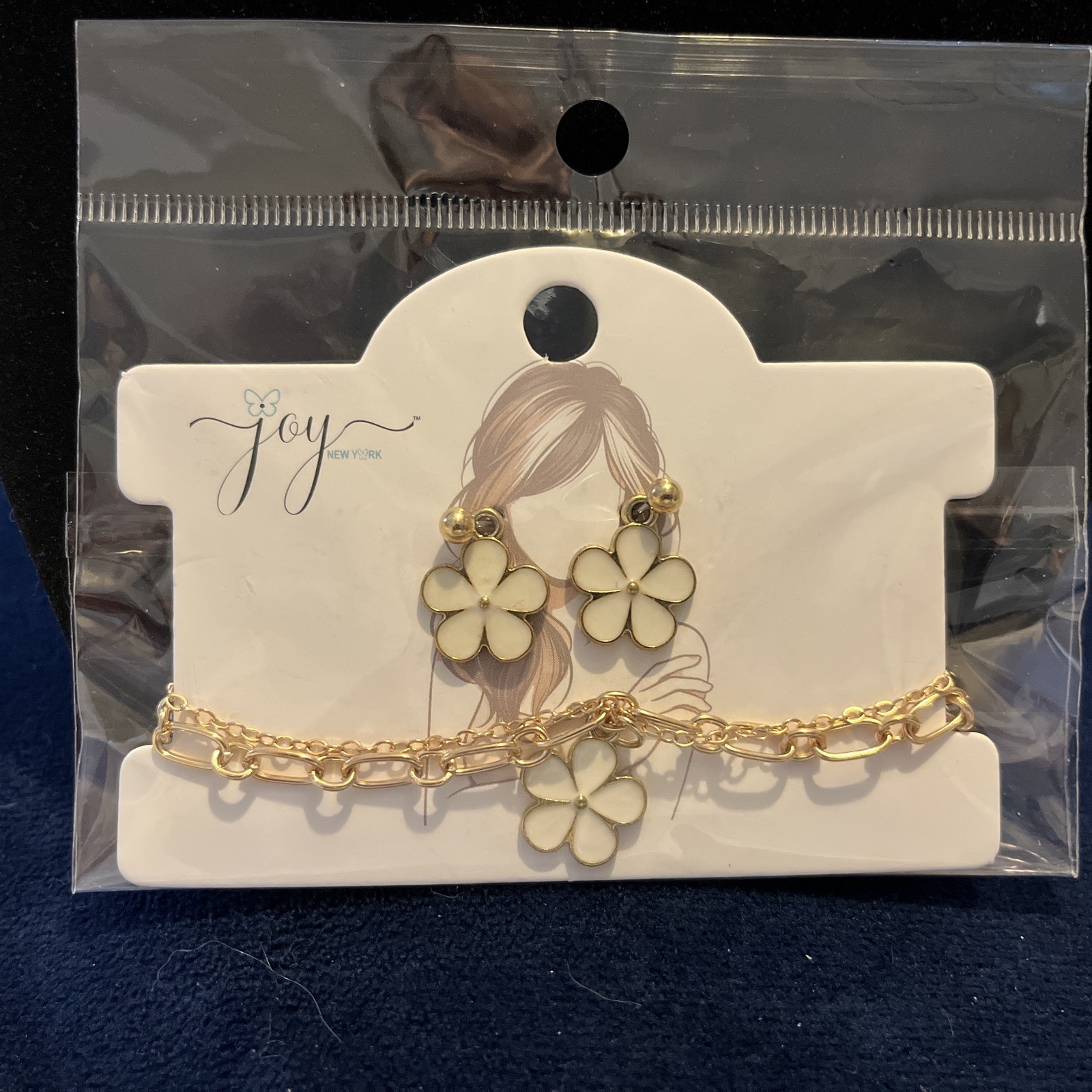 NEW Joy 2 Strand Cream & Gold Flower Adjustable 7-9 In Bracelet & Earrings Set