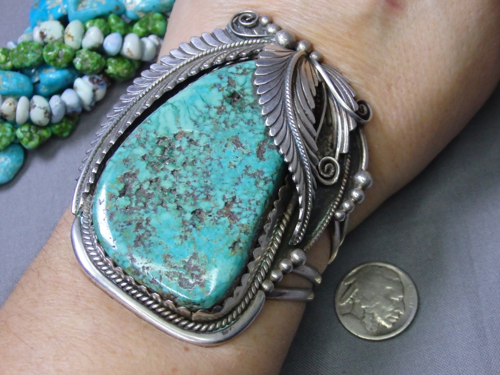 NAVAJO D. Lister KINGMAN TURQUOISE Sterling Silver SQUASH BLOSSOM 110g Bracelet