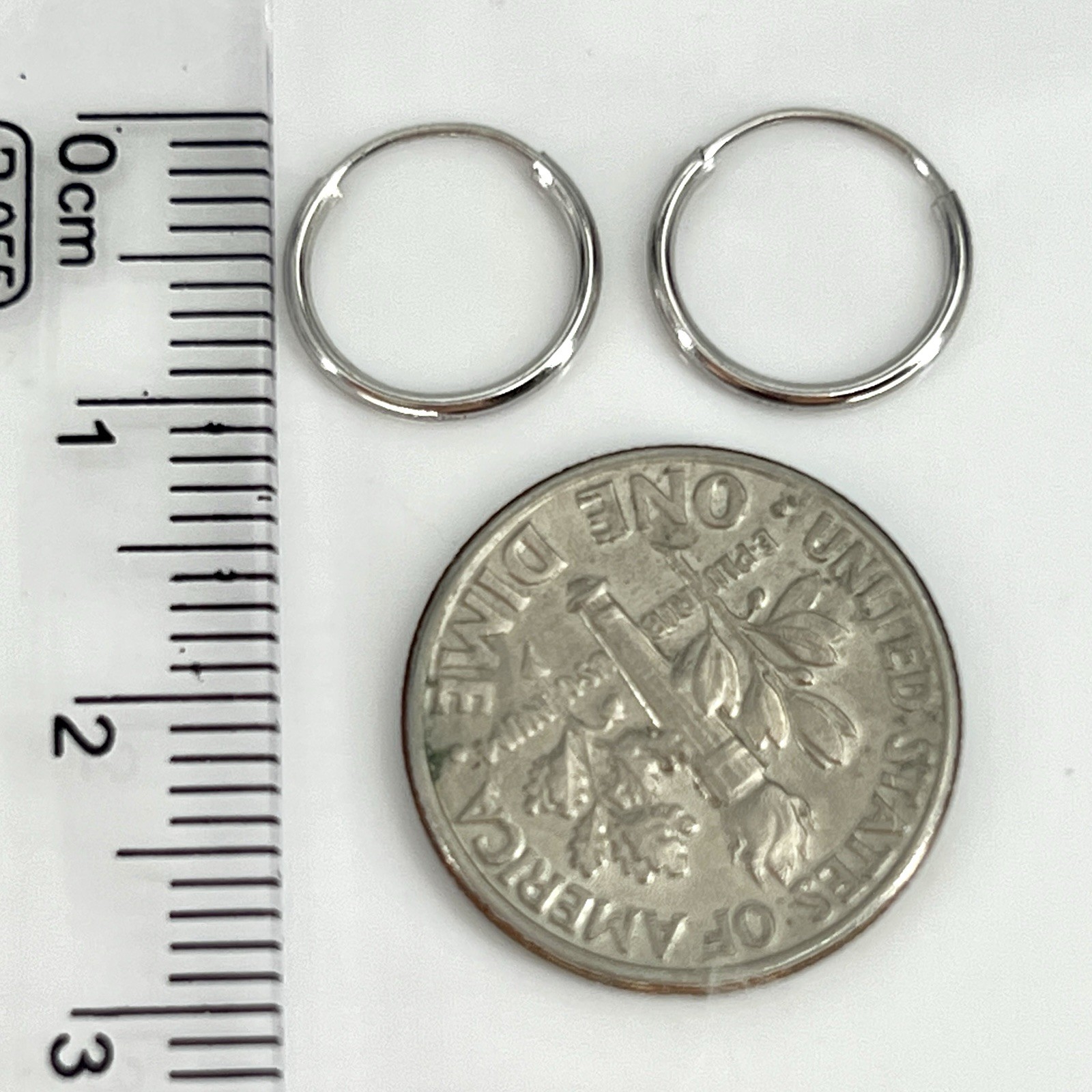 14K White Gold Small 10mm Endless Hoop Earrings .20g – New