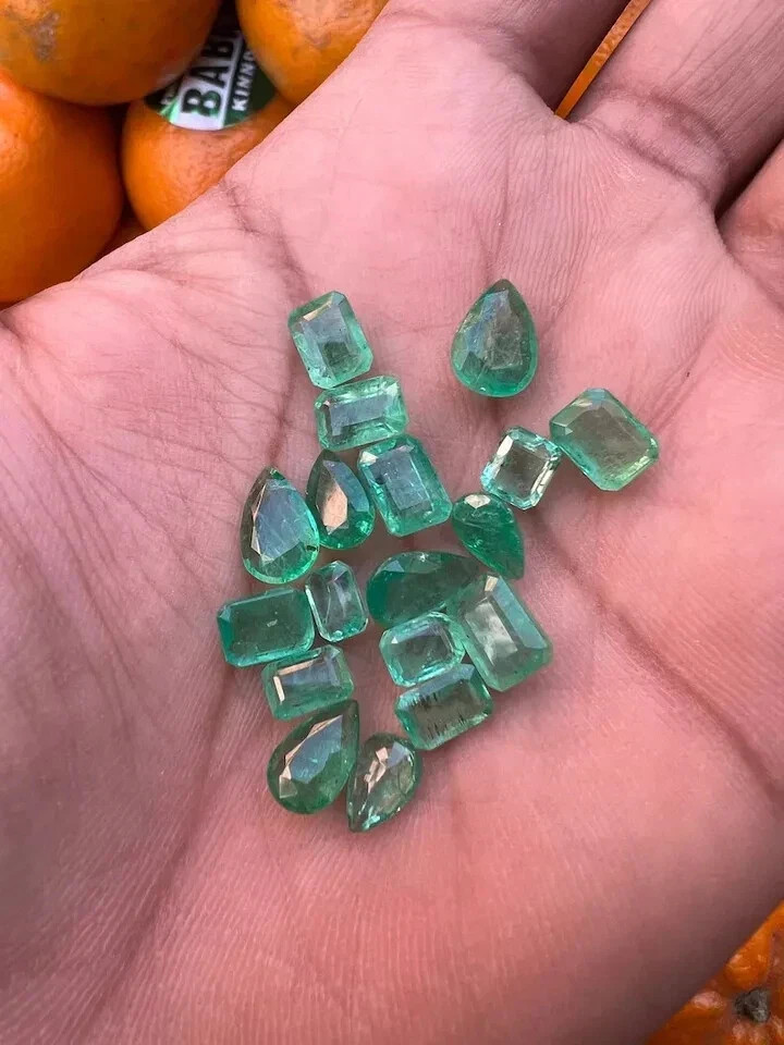 AAA+ Natural Lot 50 Ct Colombian Green Emerald Mix Cut Loose Certified Gemstones