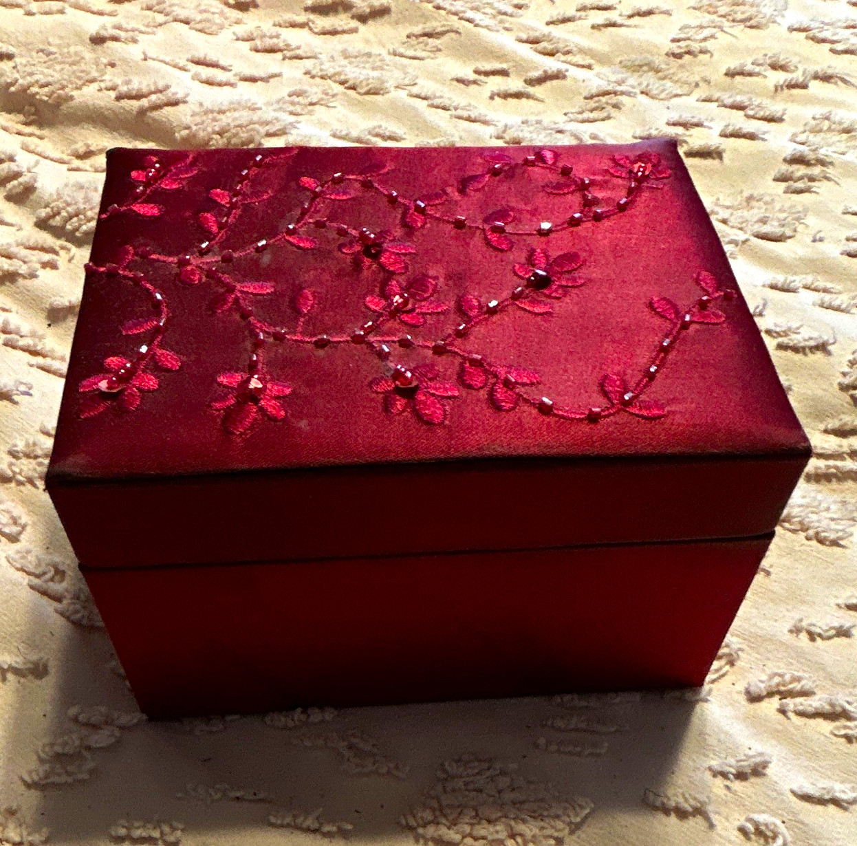 Red Fabric Rectangle Jewelry Box Organizer w/ Drawer, Floral, Velvet Lined