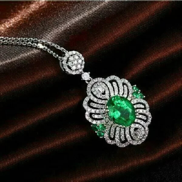 3Ct Oval Cut Green Emerald Gorgeous Pendant 14K White Gold Finish Free Chain