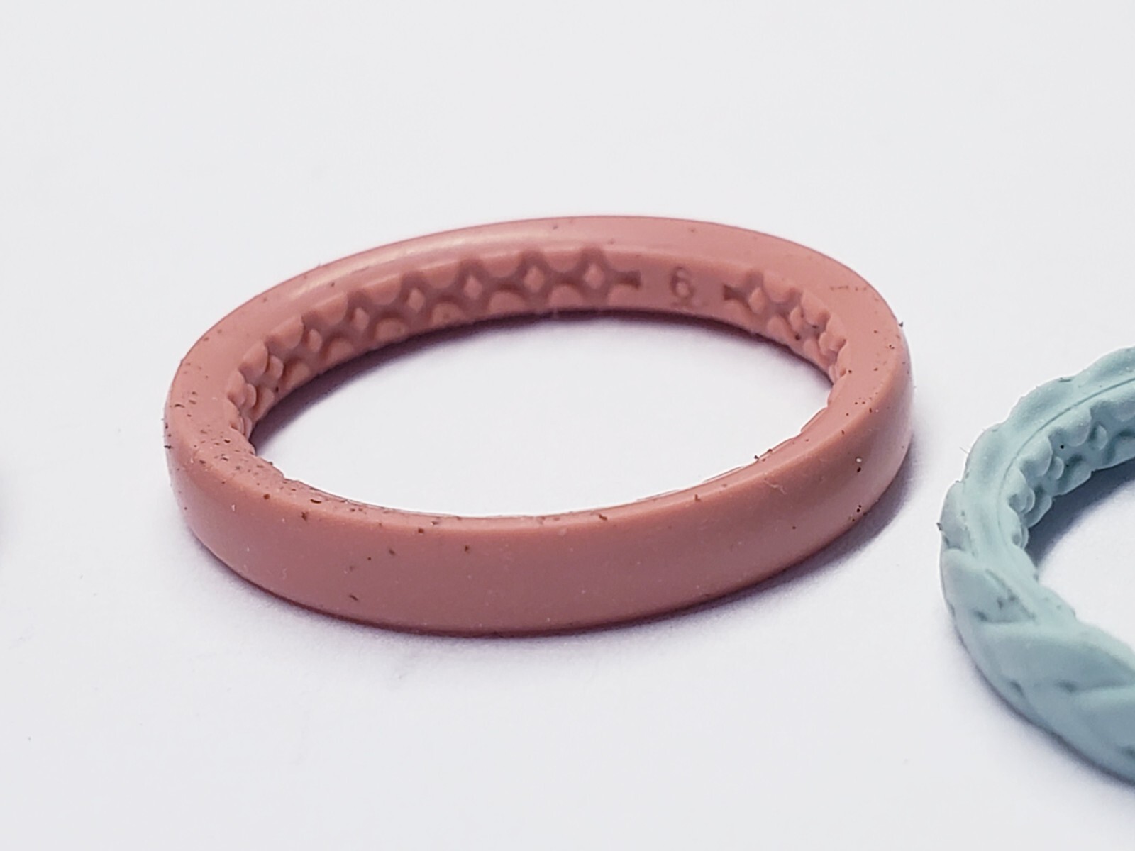Groove Life SET OF 3 STACKABLE RING PINK BRONZE BLUE SIZE 6