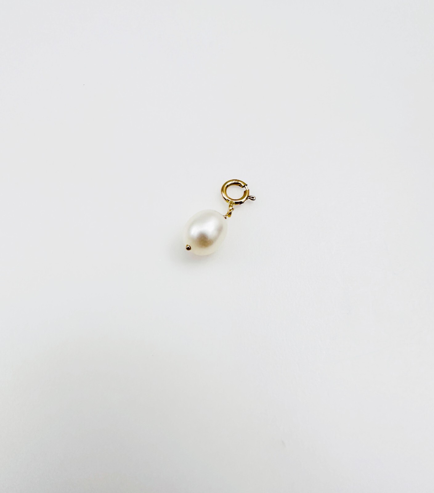 14K Solid Yellow Gold Dangle Baroque Pearl Small Charm Pendant w/Spring Clasp