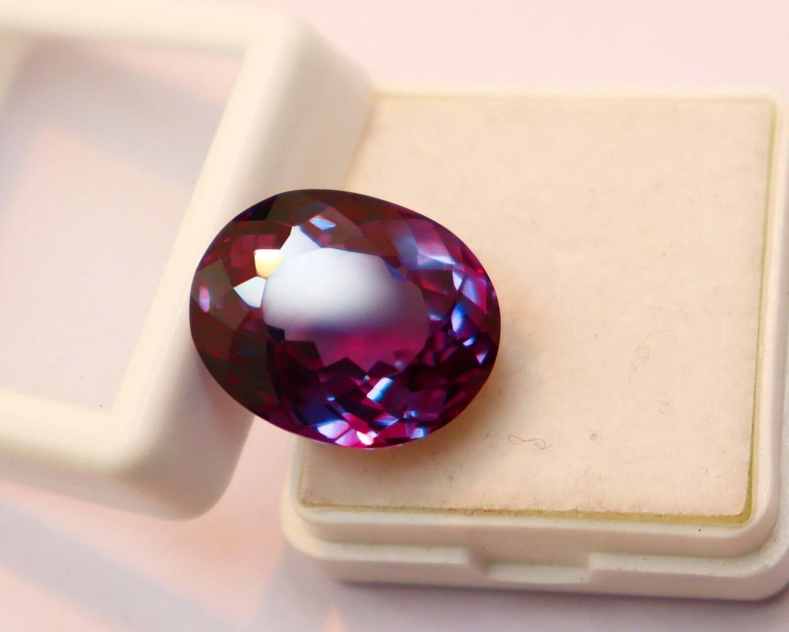 Alexandrite Russian ring Oval 10-11 Ct Natural color changing Certified Gemstone