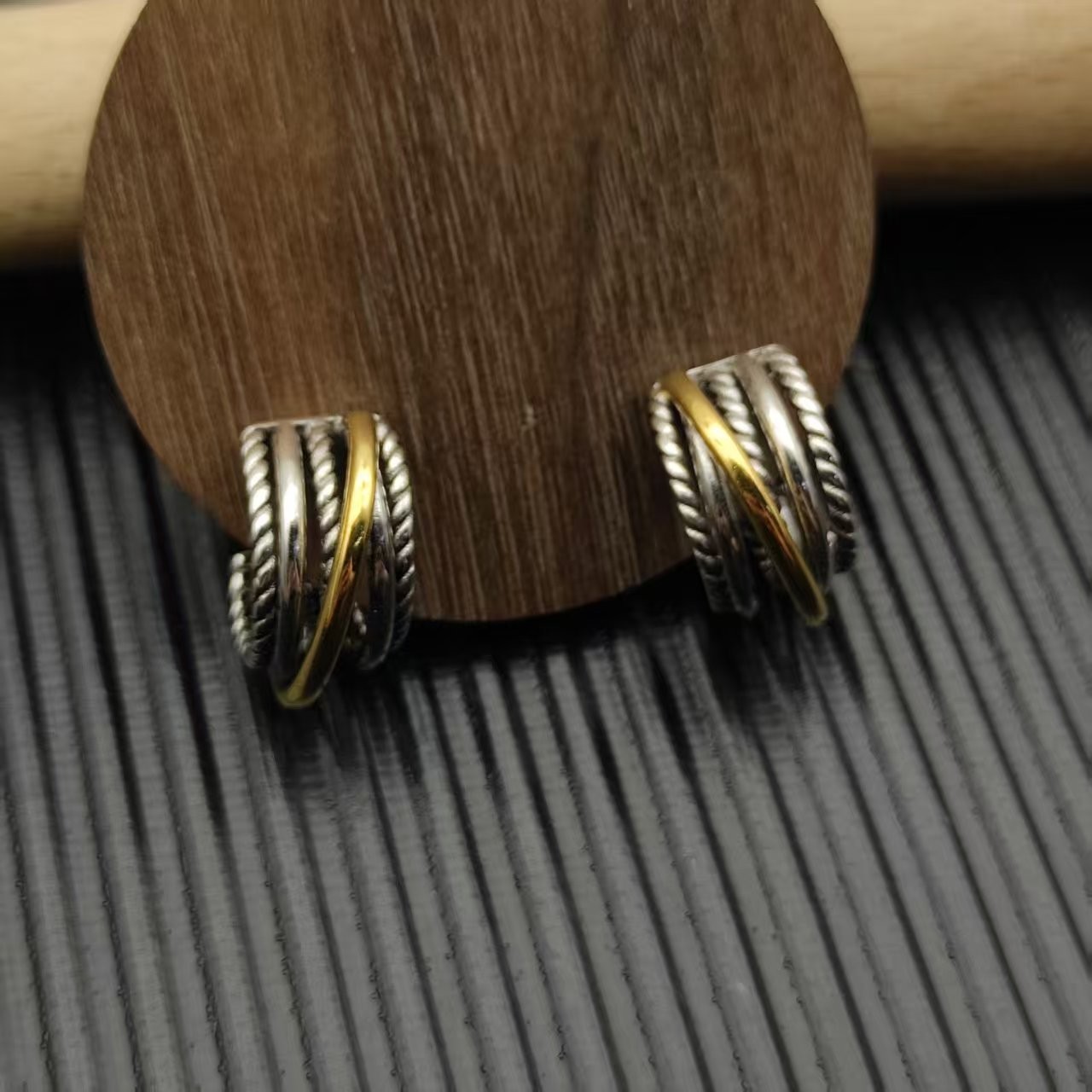 David Yurman Crossover Hoops 925 Sterling Silver 18K Gold Twisted Cable Earring