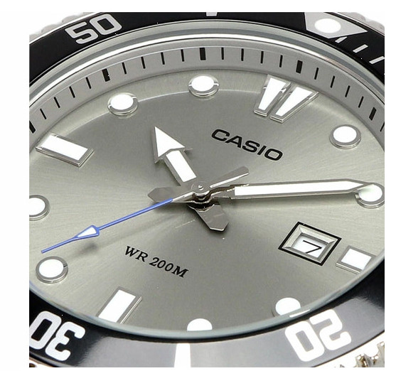 Casio Diver Analog Men’s Full Metal MDV-107D-8A watch