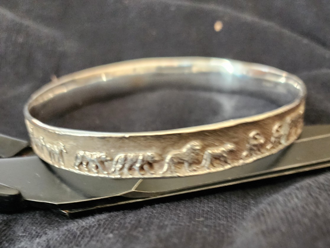 VINTAGE – JAMES AVERY – Sterling Silver – Noah’s Ark bracelet-8″ dia. – Retired