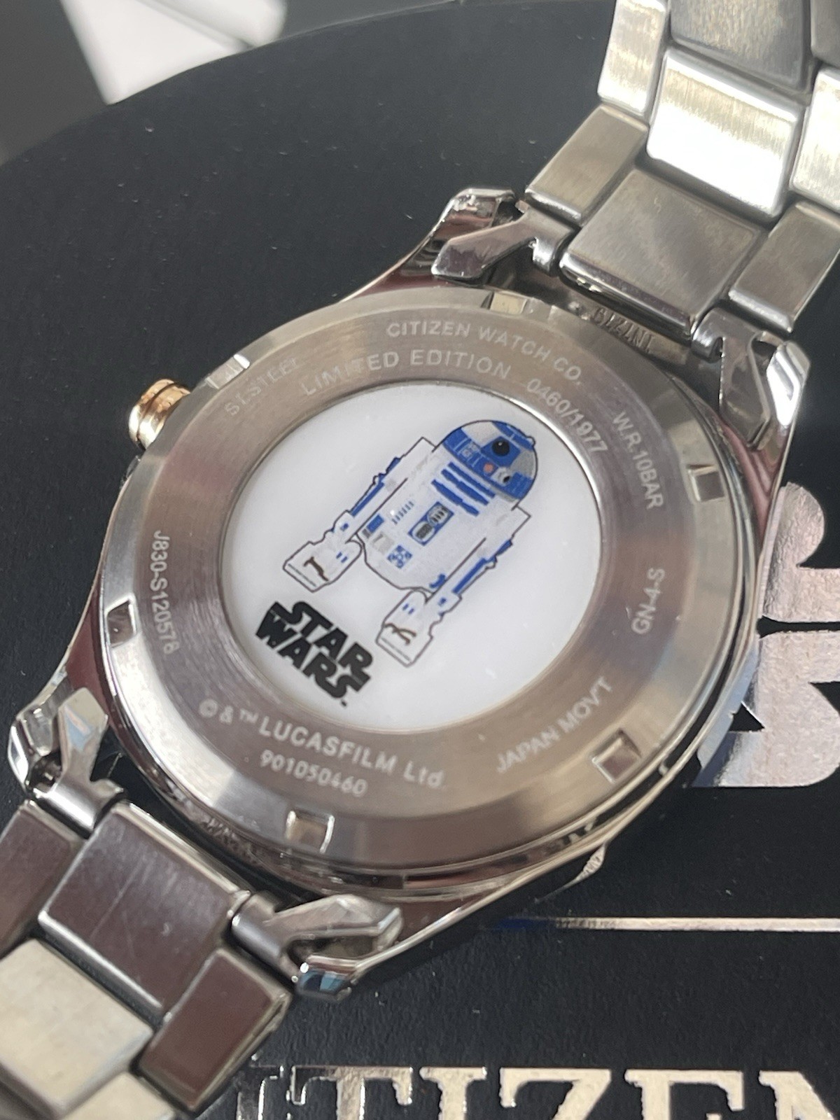 Rare Limited Edition Star Wars Citizen Eco-Drive R2D2 Women’s Watch