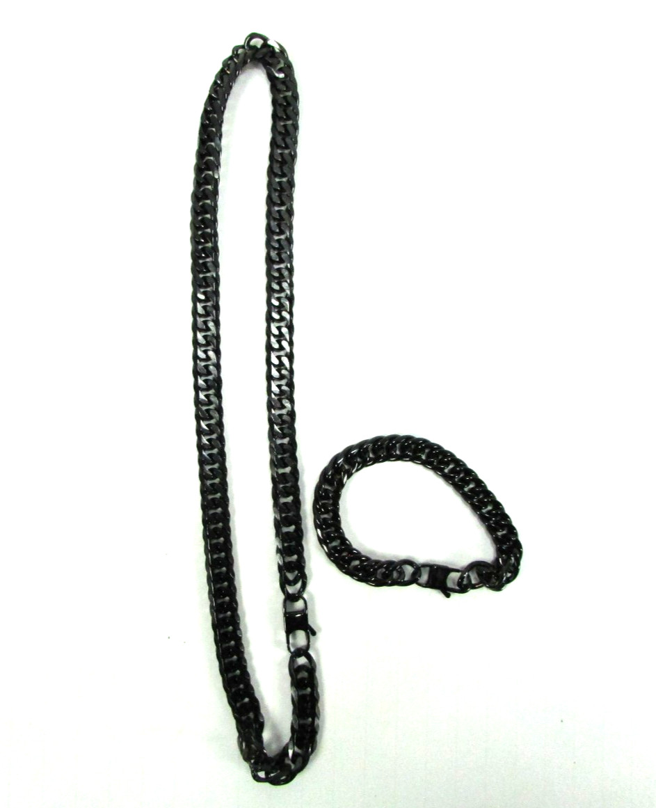 Invicta Men’s Jewelry Black 24″ Necklace & 8.5″ Bracelet Set
