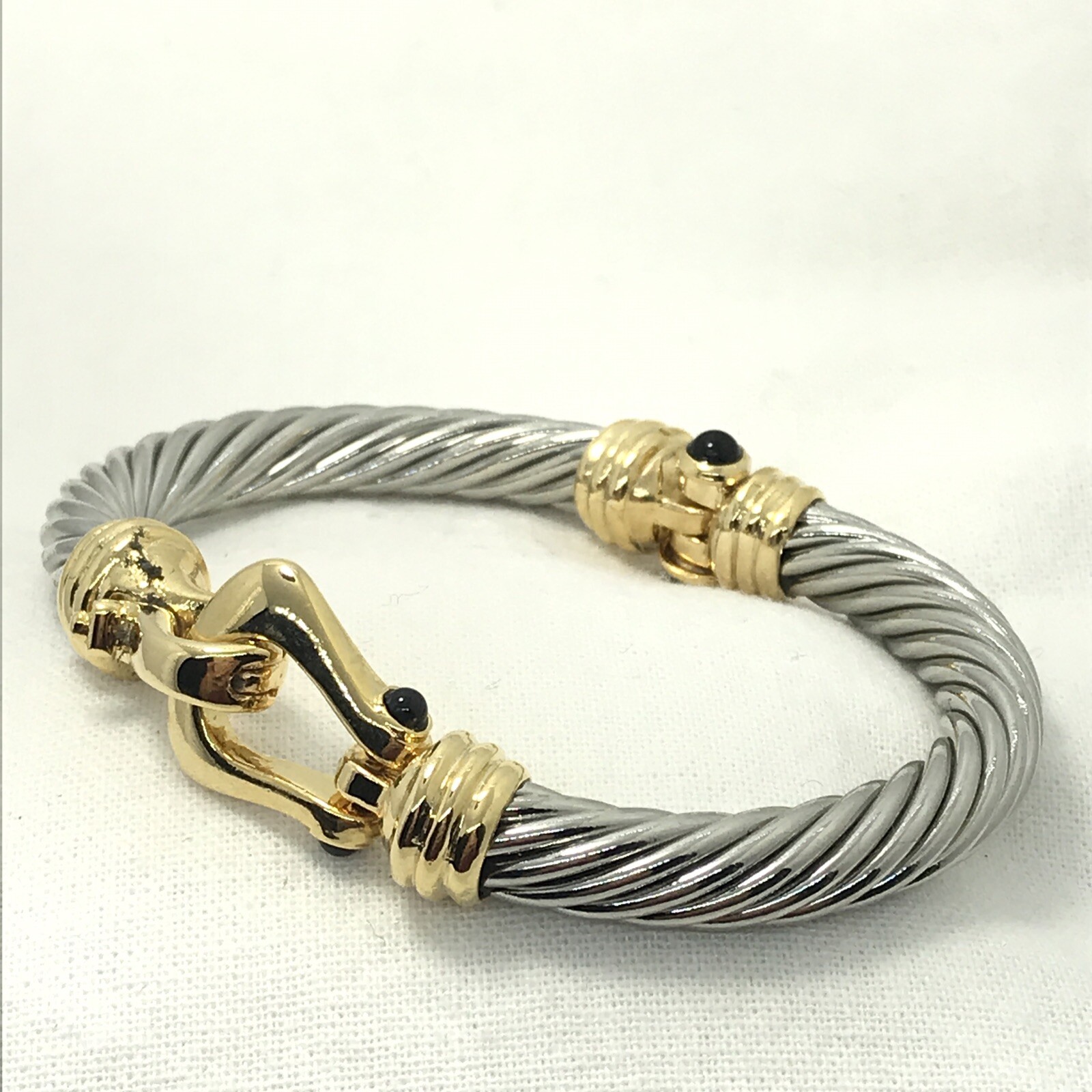 VTG Twisted Cable Renaissance Revival Black Cabochon’s Buckel Design Bracelet