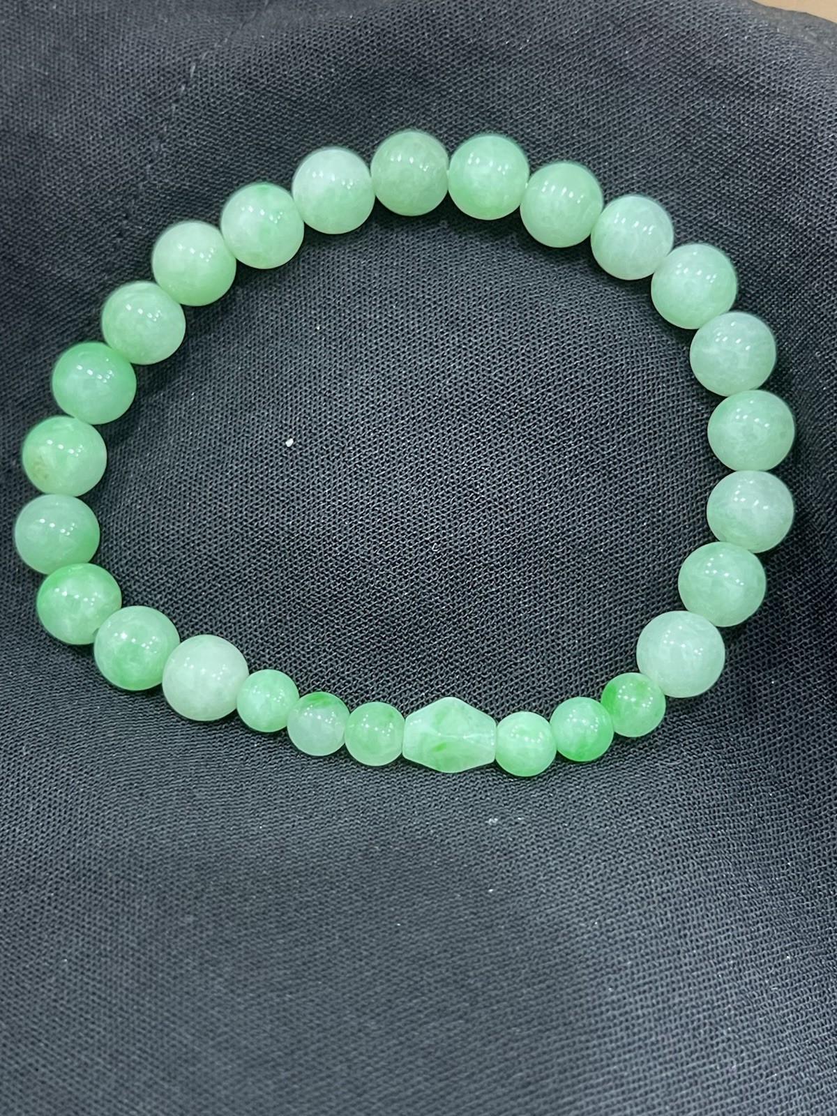 Natural Type A Burmese Jadeite Bracelet 15cm Apple Green 7.4-7.6mm Round Beads
