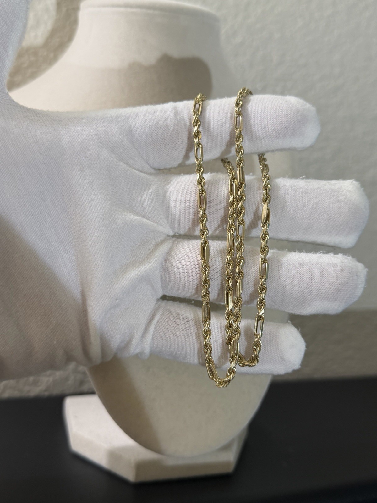 18 inch 3mm – 10k Yellow Gold Milano (Figarope) Chain