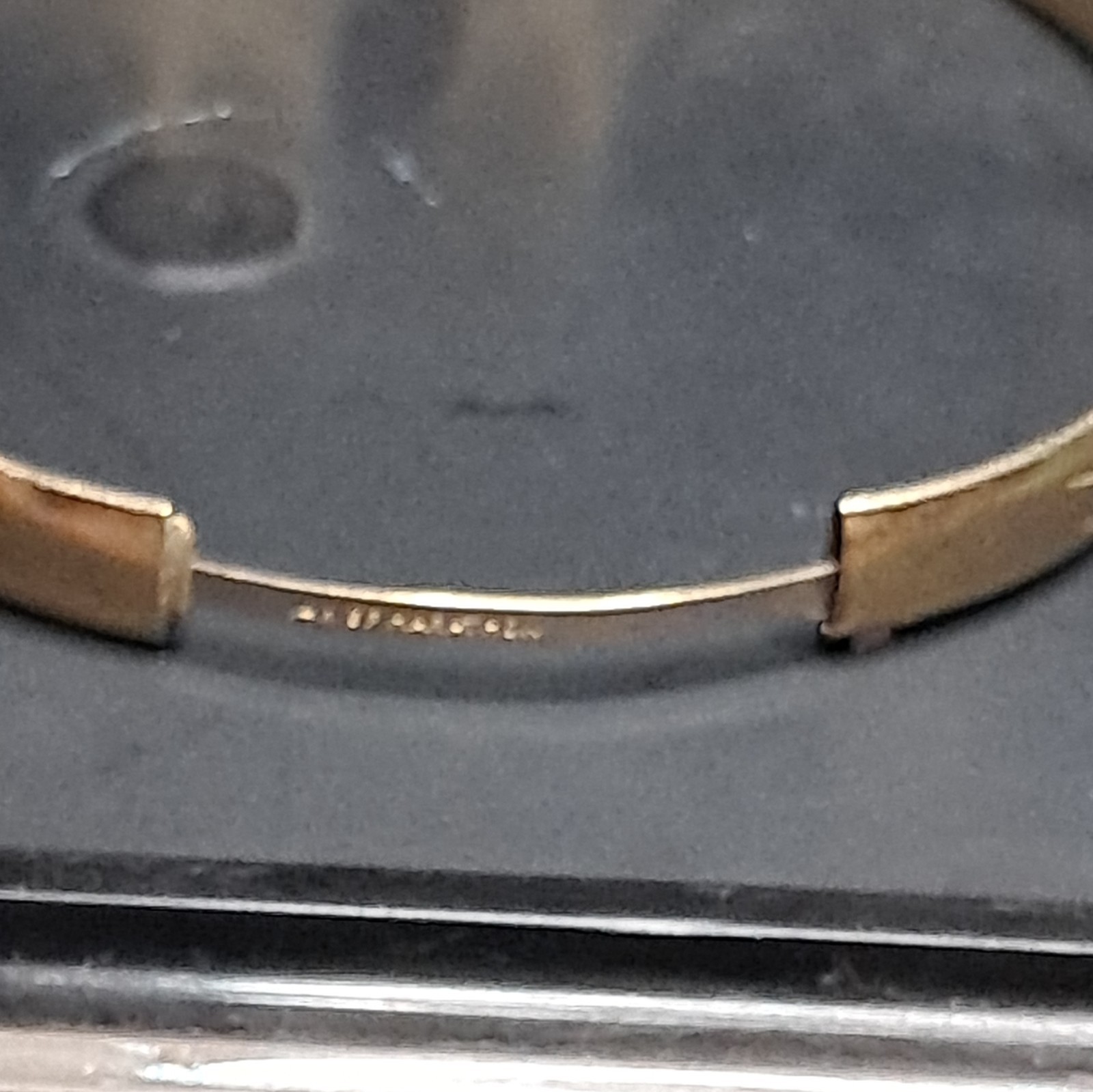 Vintage Marathon 14k Yellow Gold Hinged Bangle Bracelet Signed, No Stone
