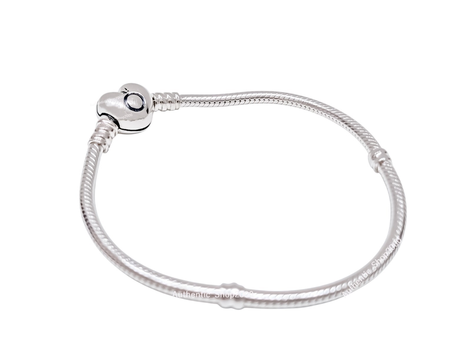 New Pandora S925 Sterling Silver Charm Bracelet with Heart Clasp 590719