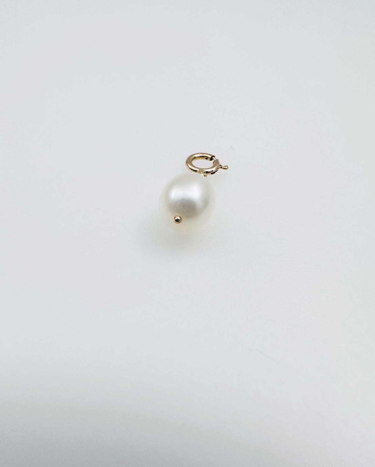 14K Solid Yellow Gold Dangle Baroque Pearl Small Charm Pendant w/Spring Clasp