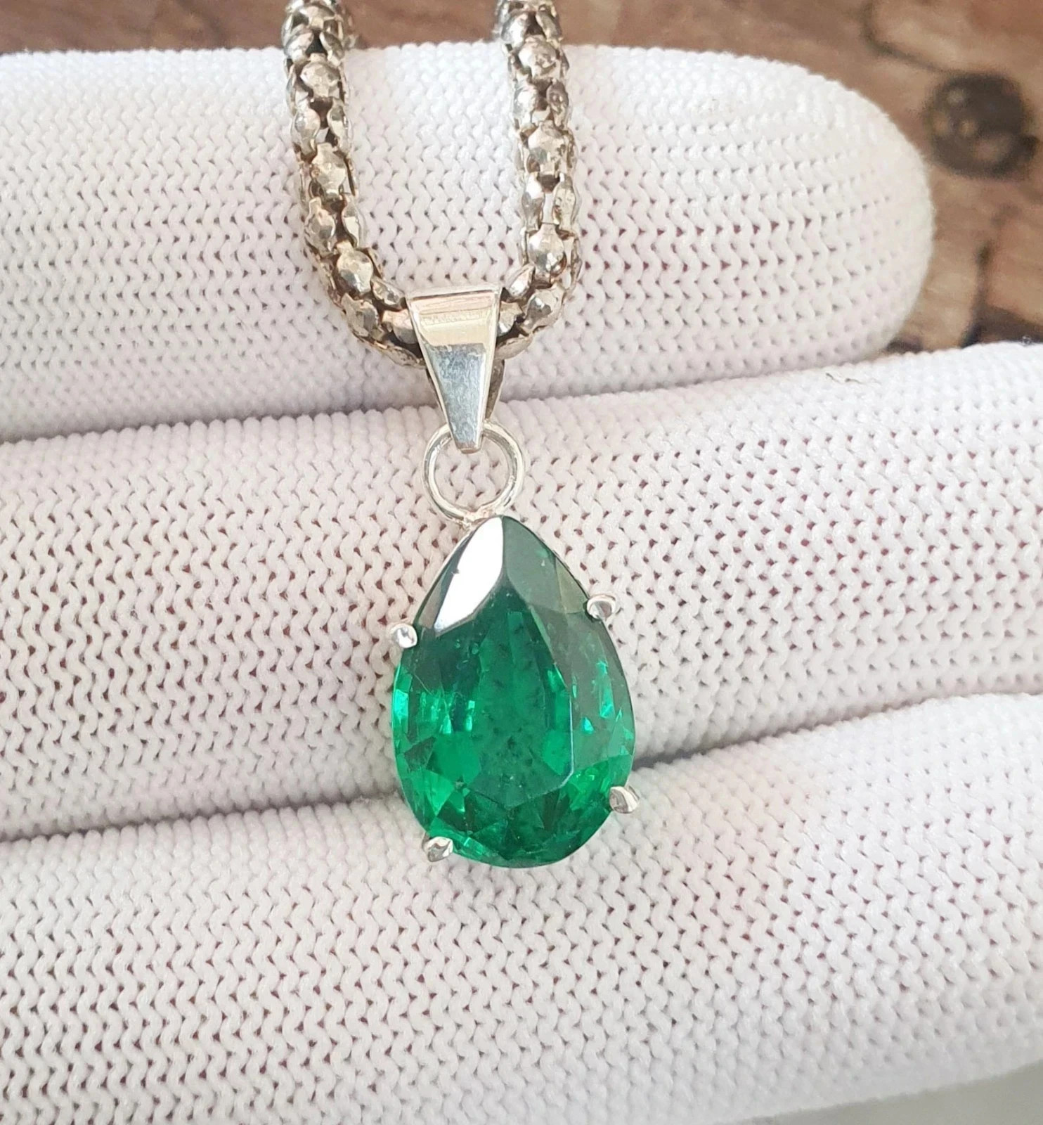 19.20Ct Natural Emerald 925 Silver Pear Cut Pendant Gorgeous Gemstone with chain