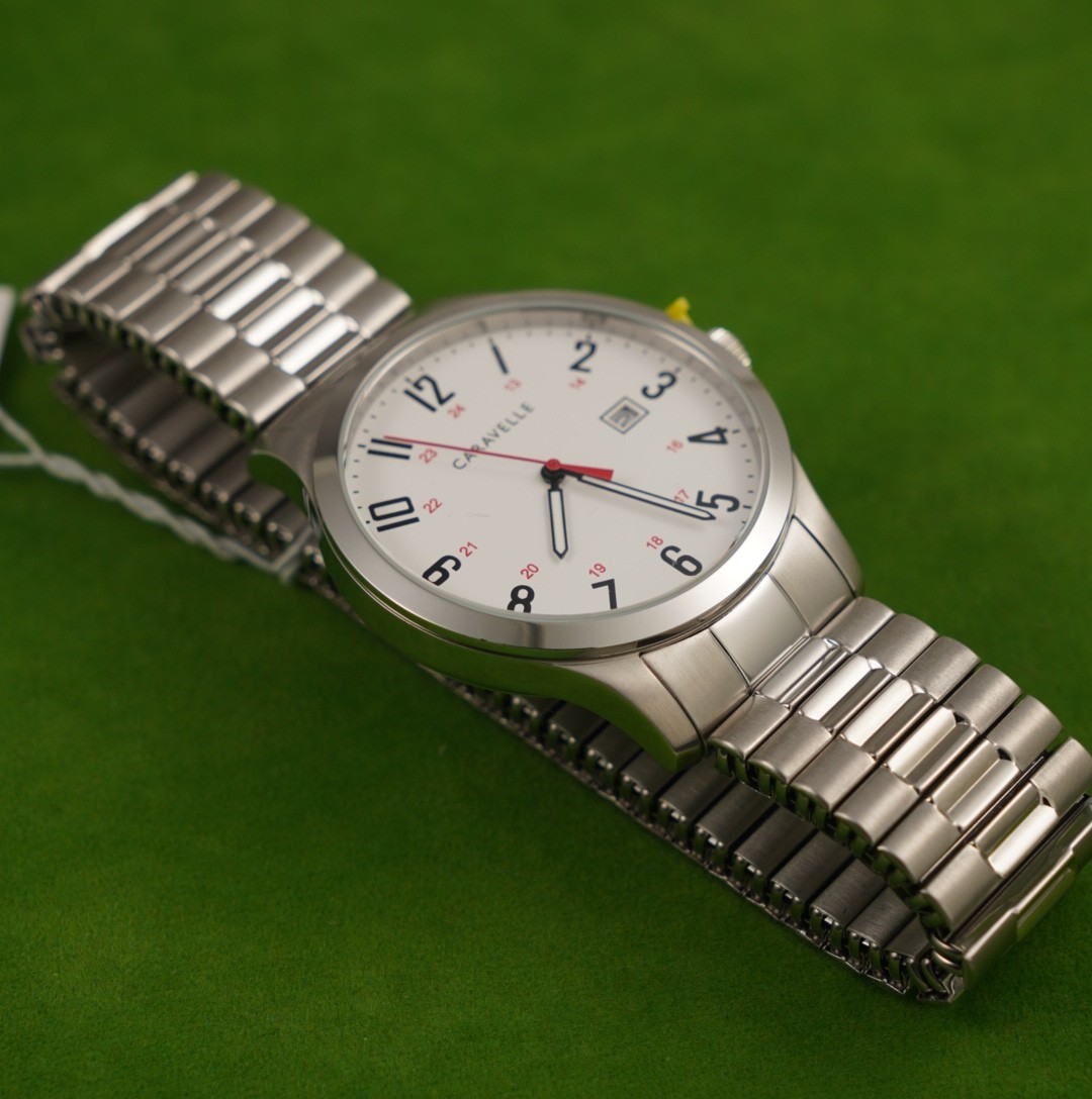 Caravelle Classic Expandable Stainless Men’s Watch Vintage 43B153