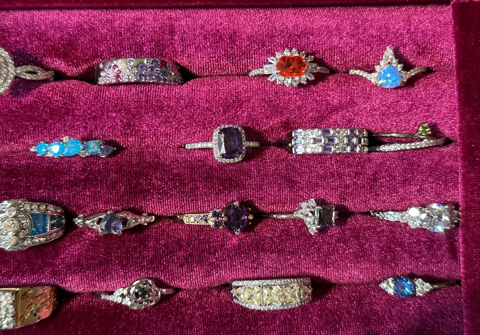 90+ Fashion Costume Jewelry Sparkly Rings-Size: 11 -New-Attention Performers!