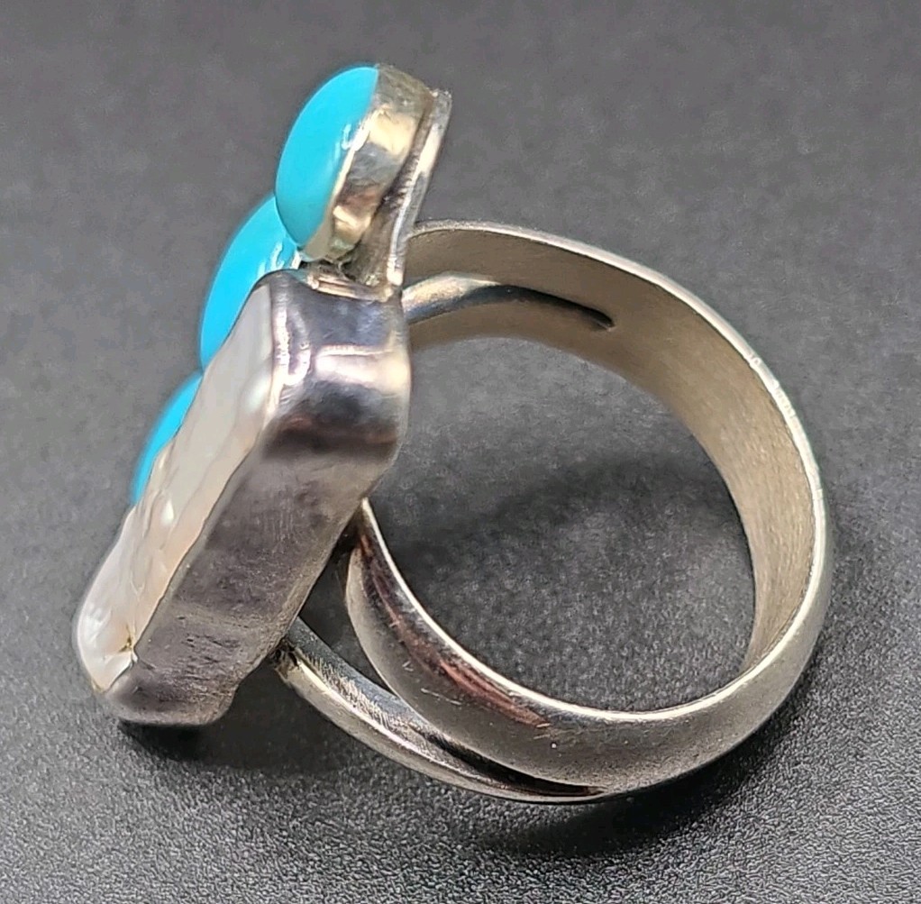 🔥VTG Native American Style Sterling Sliver Turquoise And Mother Of Pearl Ring