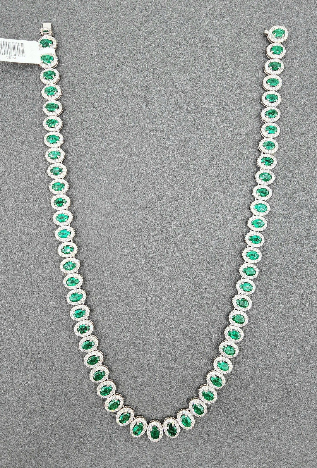 33.76 ct Natural Emerald Diamond Necklace Platinum