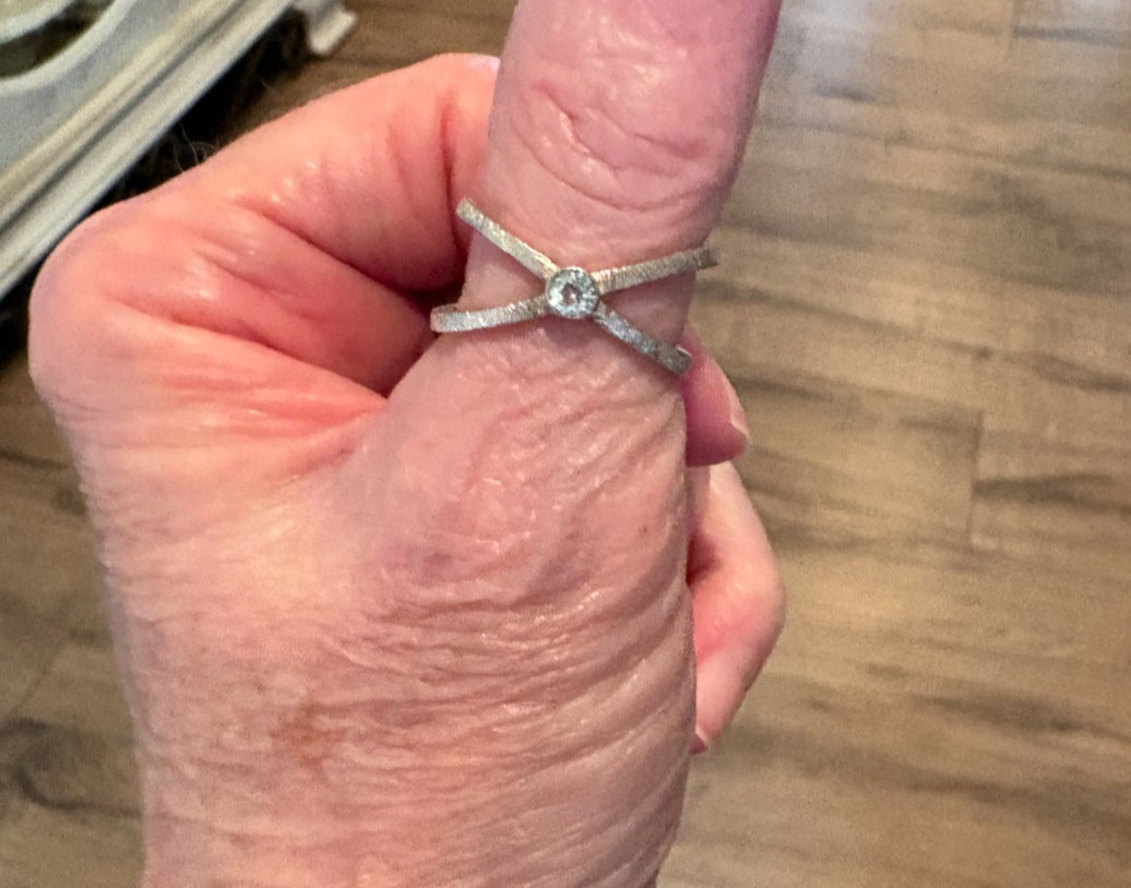Set of six women’s stackable silver band rings, sizes 6-6.5, incl Linde and JTV
