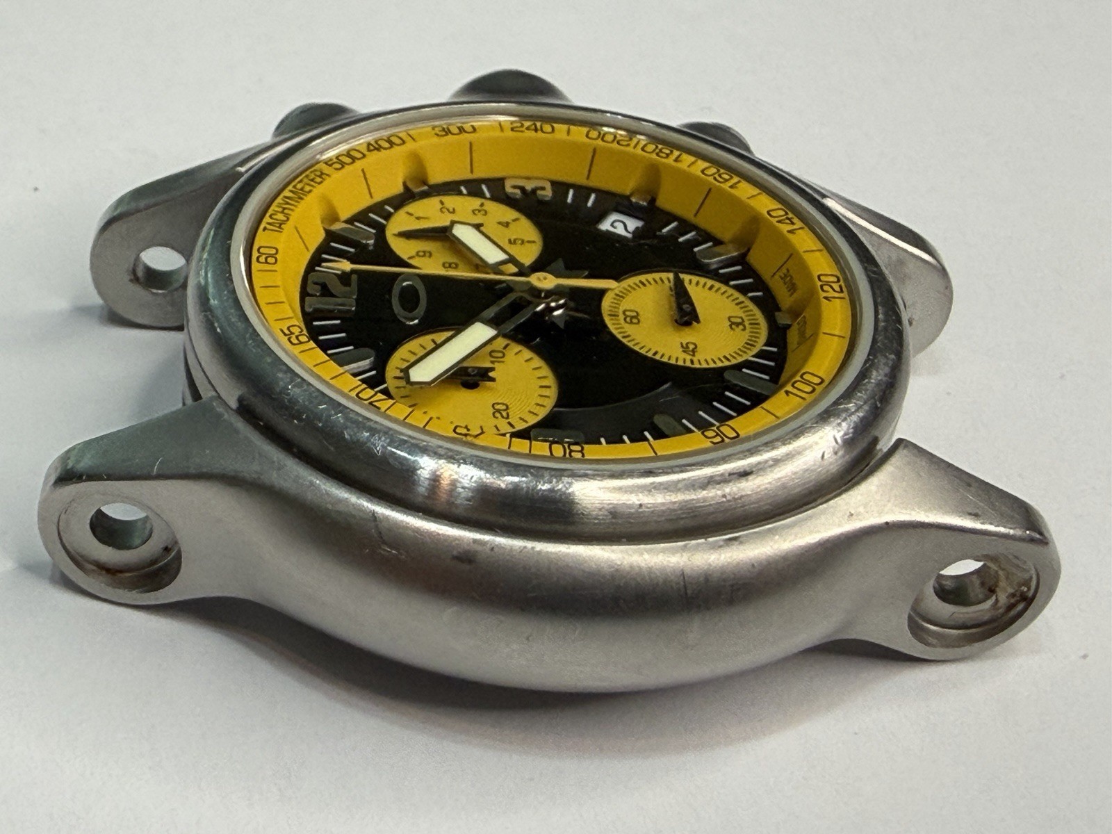 Oakley Holeshot Watch Head Yellow Dial. Oakley Hole Shot Watch’s Case X-Metal