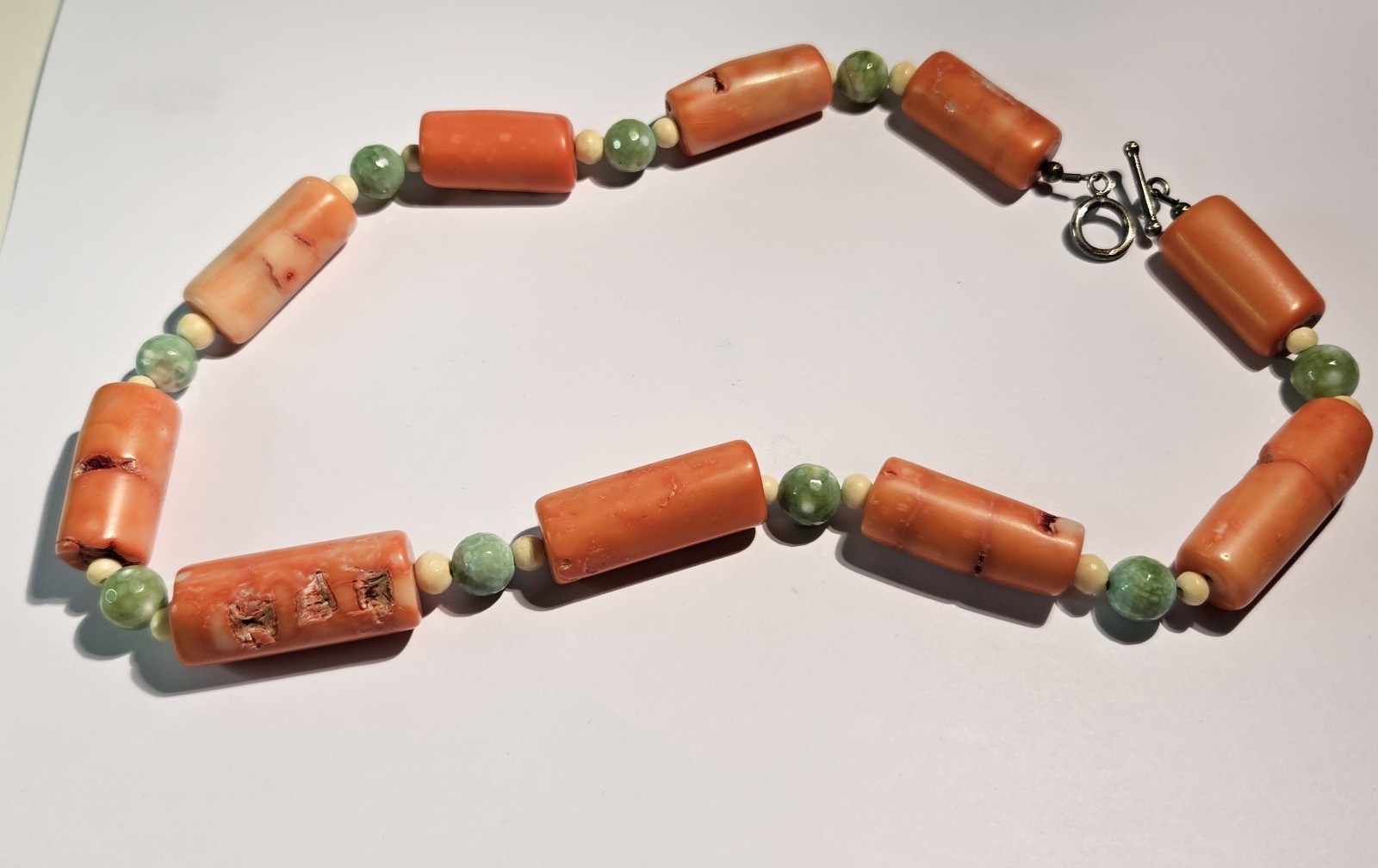 LARGE BAMBOO SHAPED SALMON CORAL NECKLACE