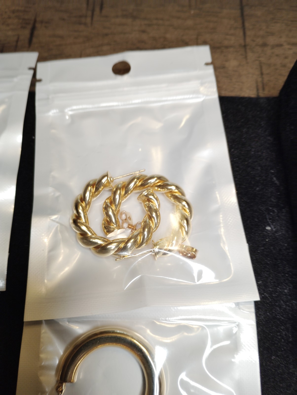 Luxurious 14K Gold Plated Chunky Hoop Earrings – 6 Pairs for Every Occasion