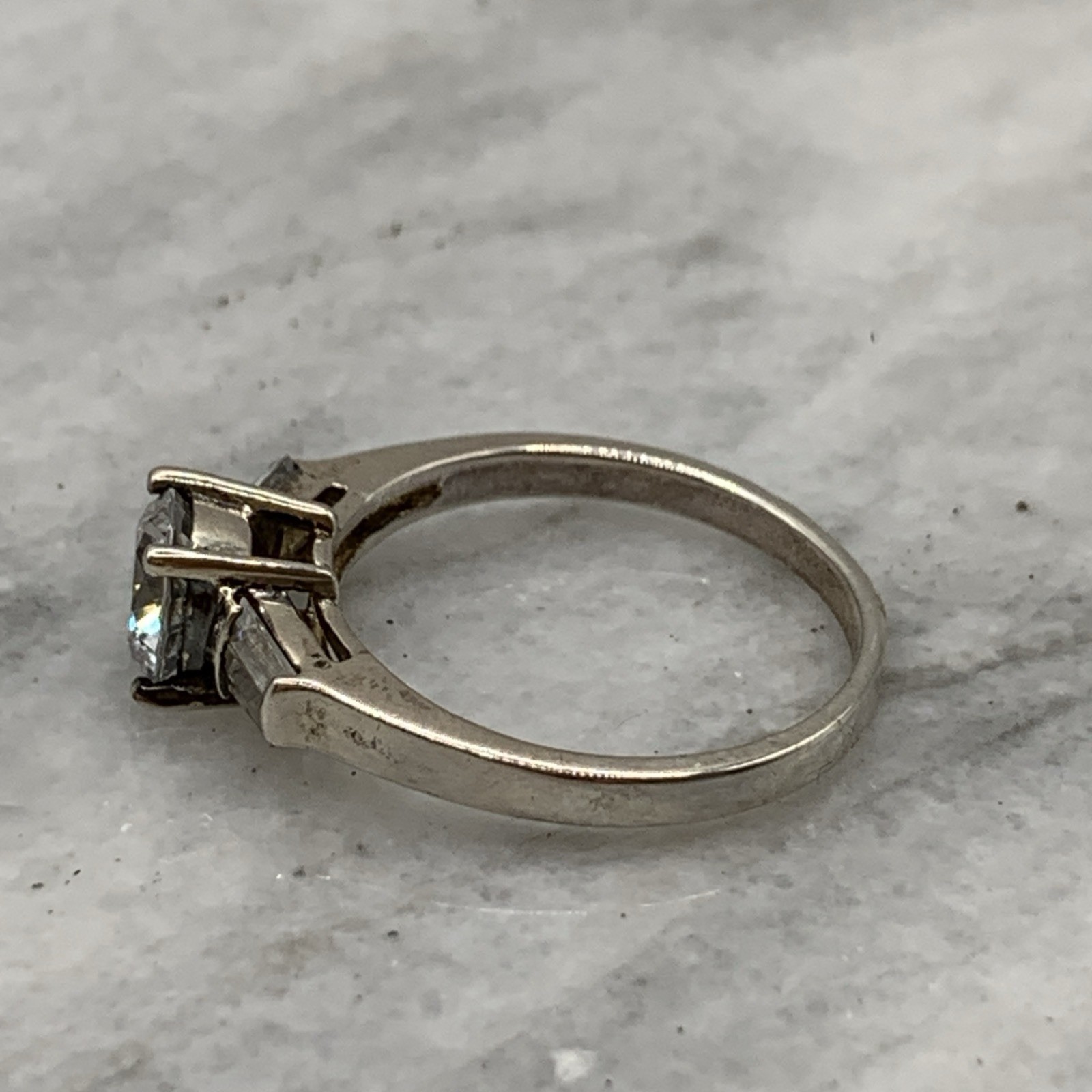 Art Deco Style Ring 925 Sterling Silver CZ Round Cut Baguette Shoulder – Size R
