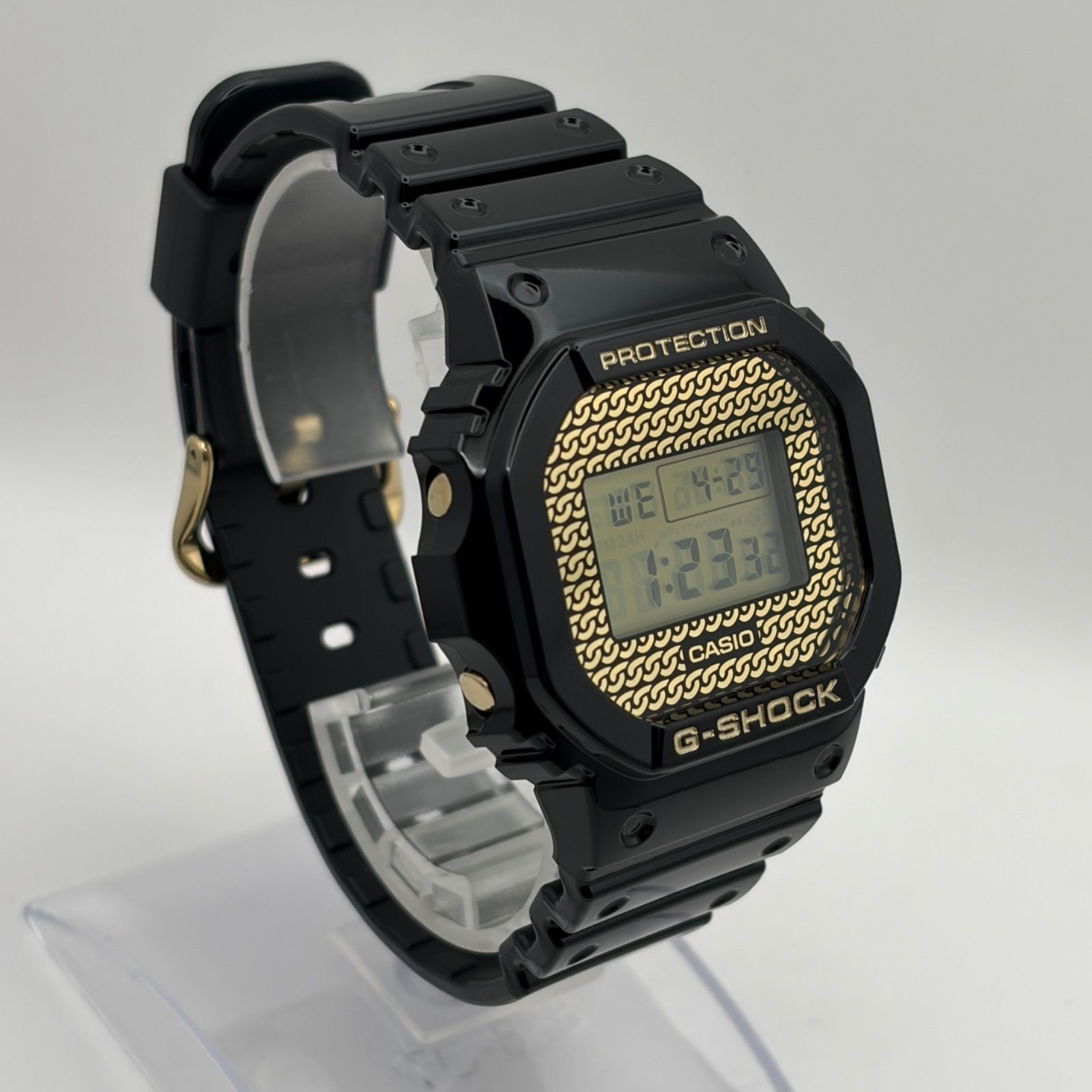 (T844) Normal Operation CASIO G SHOCK 5600 SERIES CARBON CORE GUARD Custom Set D