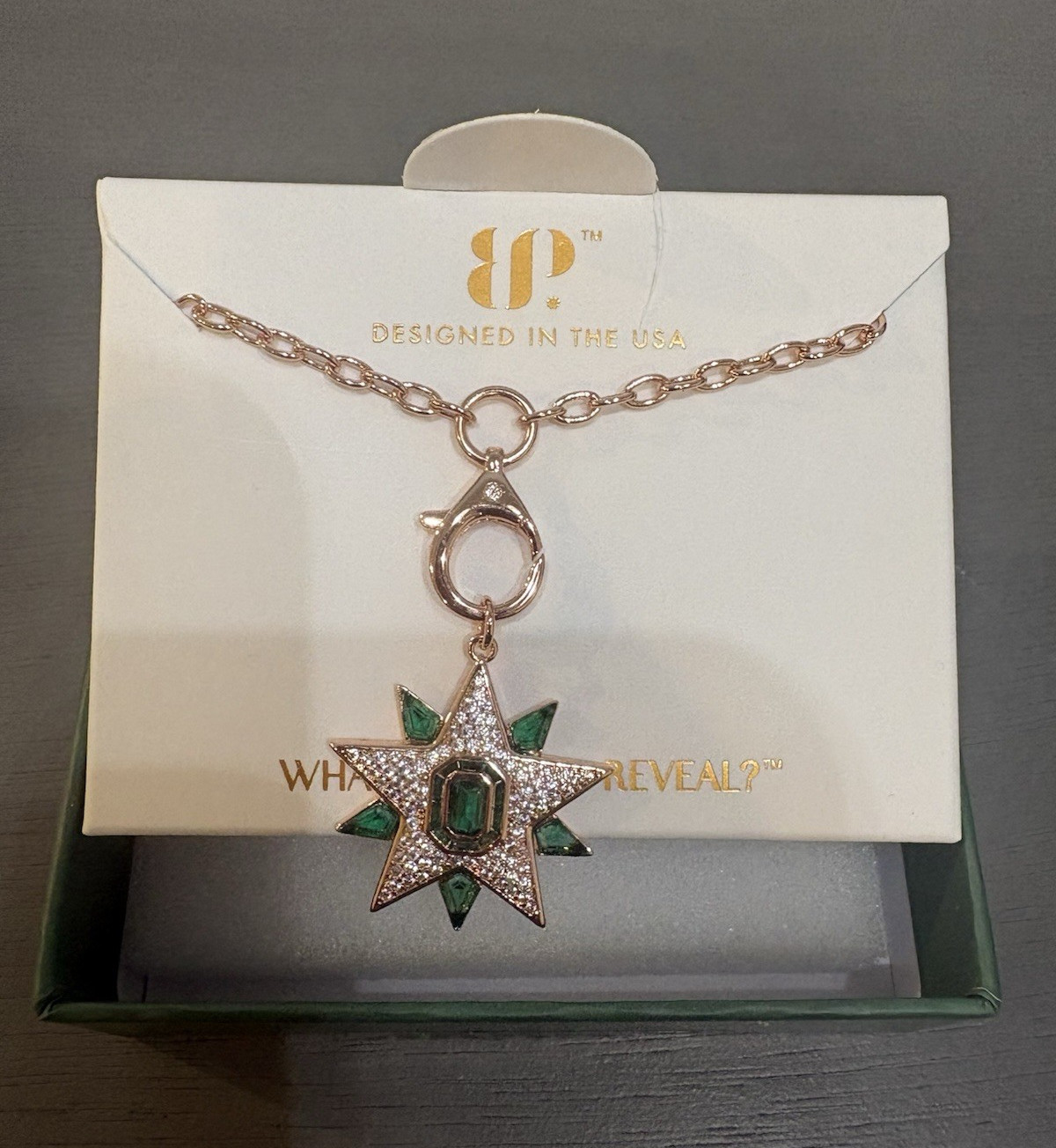 NK70949 Starlight Sparkle Main Stone: Lab-Created Emerald Rose Gold Plating