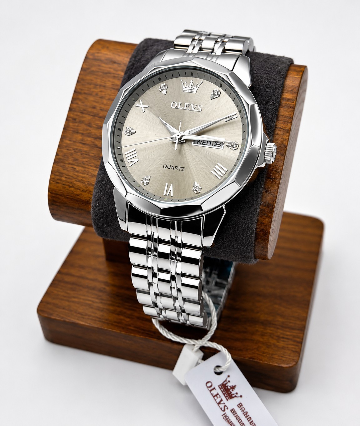 OLEVS 9931 Men’s Quartz Watch Silver Dial Stainless Steel Day Date Luminous 41mm