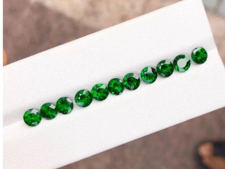 5mm 100% natural top quality vivid tsavorite garnet round 2 pieces matching pair