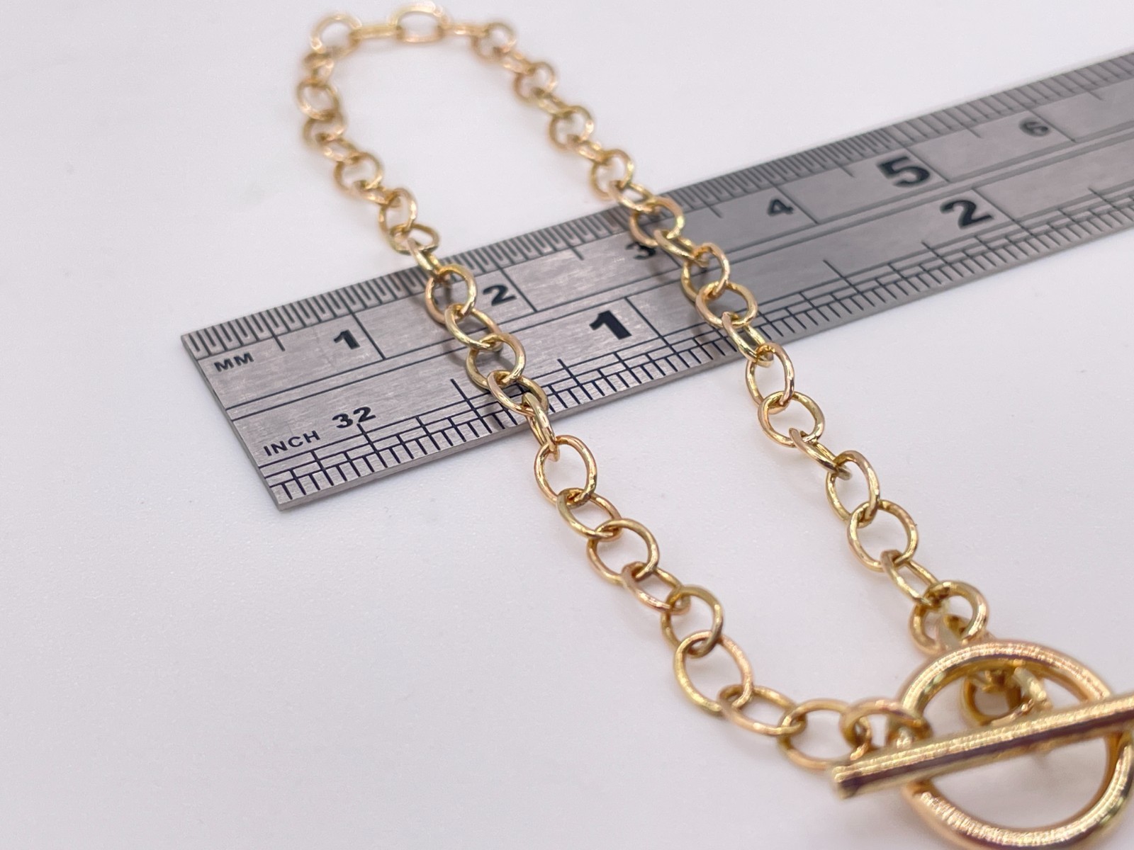 9ct Gold Hallmarked 7.5″ T-Bar Bracelet. Goldmine Jewellers.