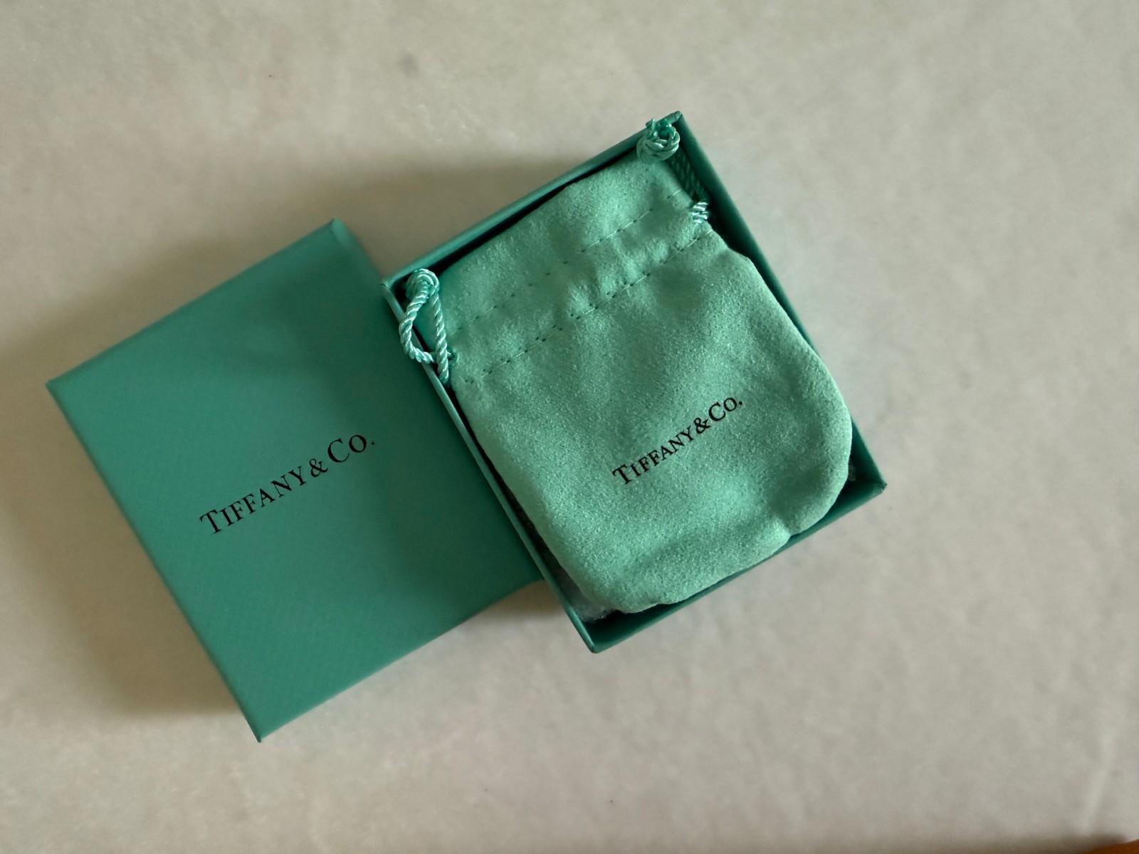 Tiffany & Co Empty 3.75″ x 3″ x 1.5″ Blue Gift Box/Travel Pouch 2pc set new